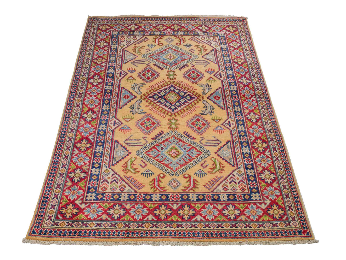 Feiner, handgeknüpfter Ziegler Kazak Chobi Orientteppich aus reiner Wolle mit geometrischem Medaillon-Muster von Khademi. Größe: 178 x 122 cm. Farbe: Gelb, gold, beige. RB3-B2675. Ursprung: Afghanistan. Verkauf durch JUPITER Intl.