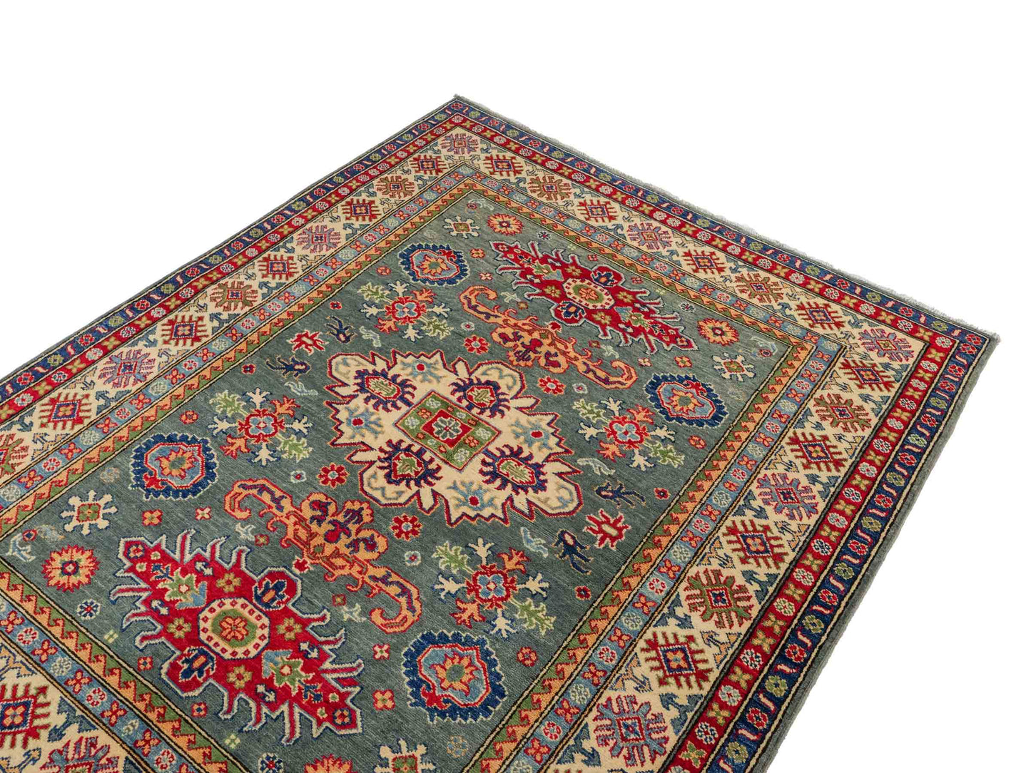 Feiner, handgeknüpfter Ziegler Kazak Chobi Orientteppich aus reiner Wolle mit geometrischem Medaillon-Muster von Khademi. Größe: 186 x 148 cm. Farbe: Grün, beige. RB3-B480. Ursprung: Afghanistan. Verkauf durch JUPITER Intl.
