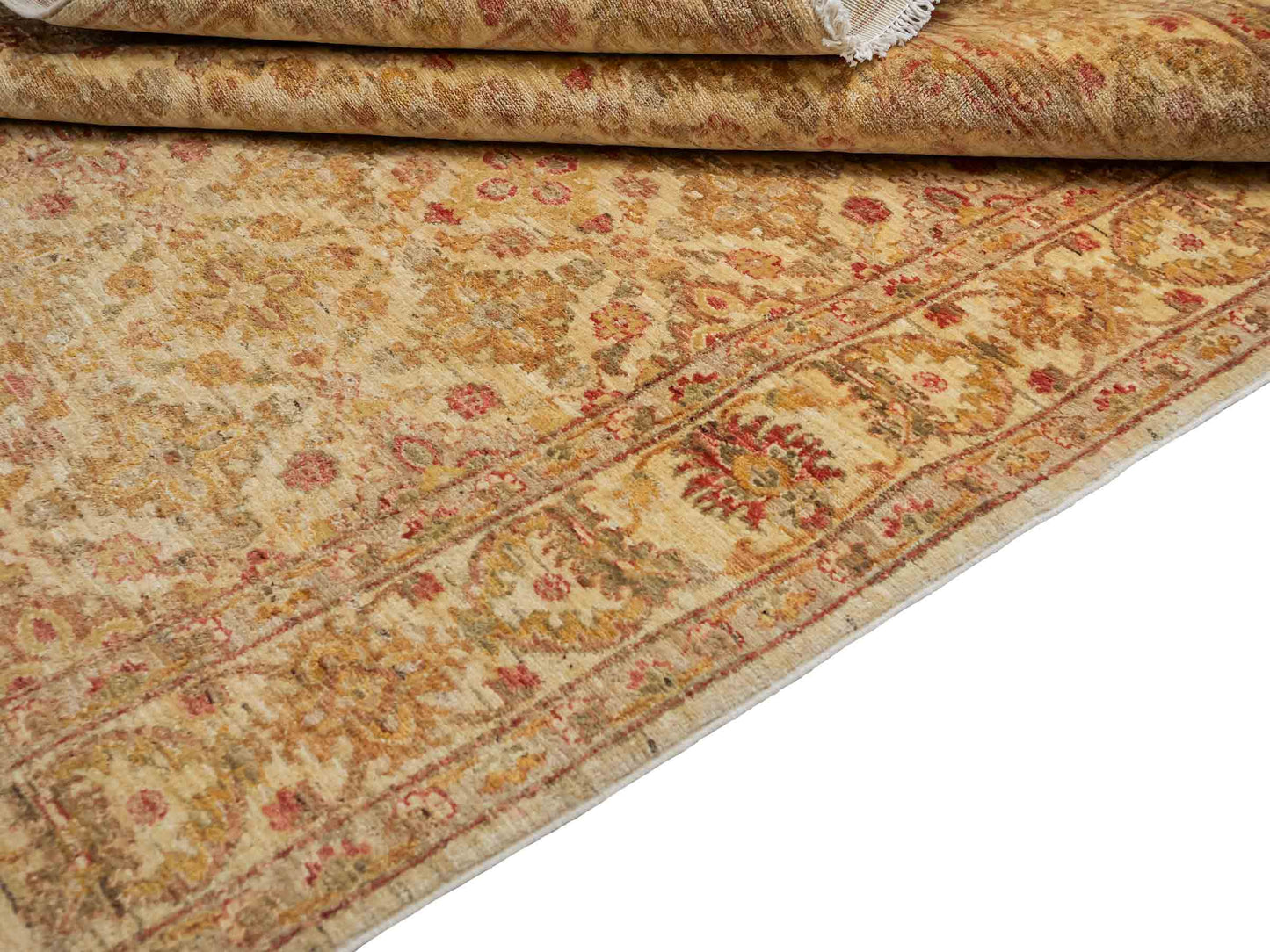 Handgeknüpfter, afghanischer Ziegler Orientteppich aus Wolle von Khademi. Größe: 312 x 154 cm. Farbe: Beige, cremeweiß, gold. Verkauf durch JUPITER Intl.