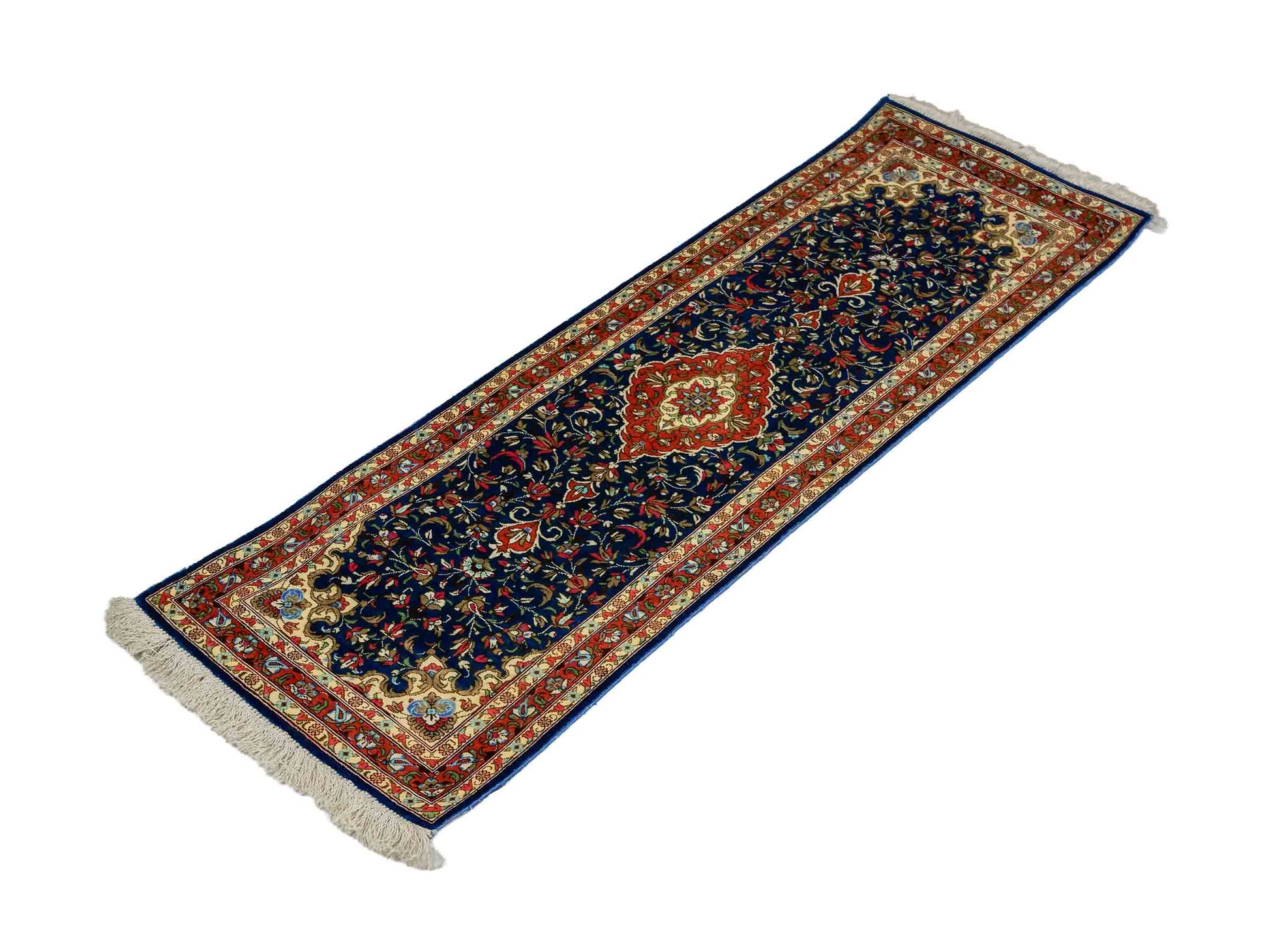 Sehr feiner, handgeknüpfter Ghom Perserteppich von Khademi aus Seide, blau, orange. 117x39 cm. Verkauf durch Jupiter Intl.