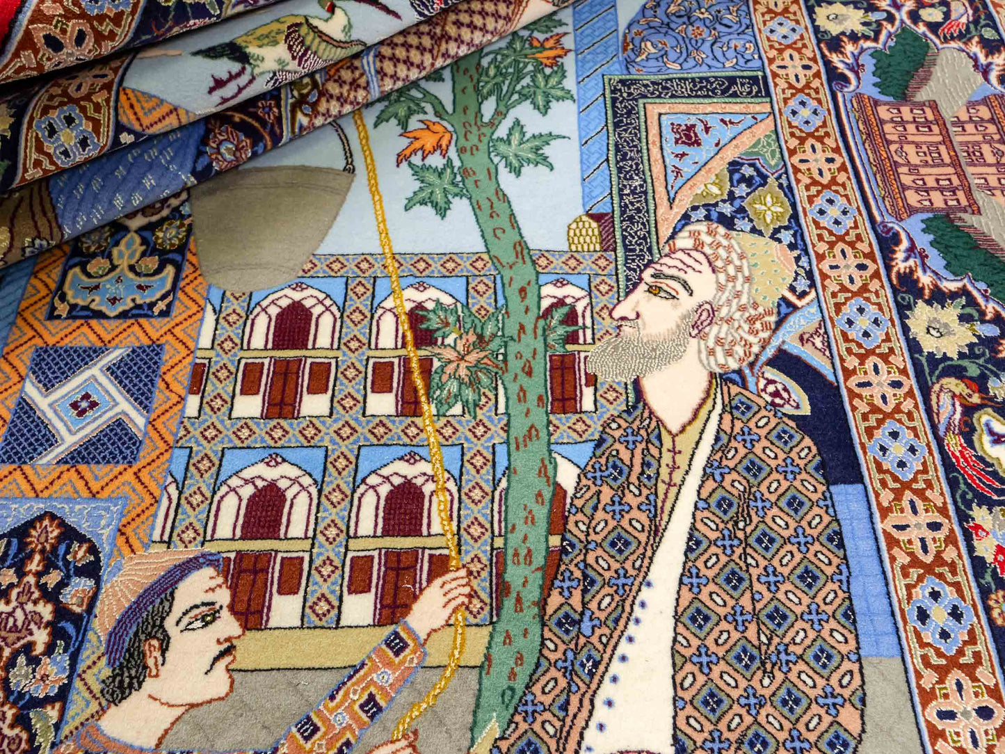 Sehr feiner, handgeknüpfter Khademi Isfahan aus Wolle mit Seide, multicolor. 239x155 cm. Vertrieb durch Jupiter Intl.
