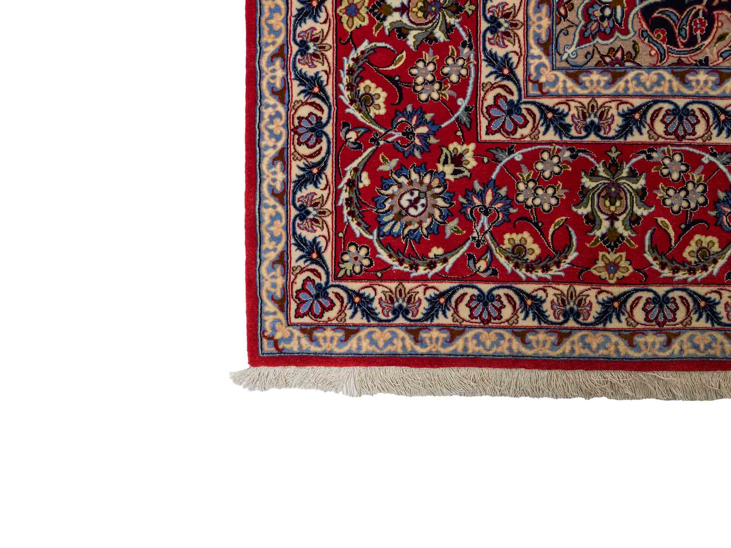 Sehr feiner, handgeknüpfter Isfahan Perserteppich aus Wolle mit Seide von Khademi. Farbe: Cremeweiß, rot, blau. Größe: 312 x 207 cm. Vertrieb durch JUPITER Intl.