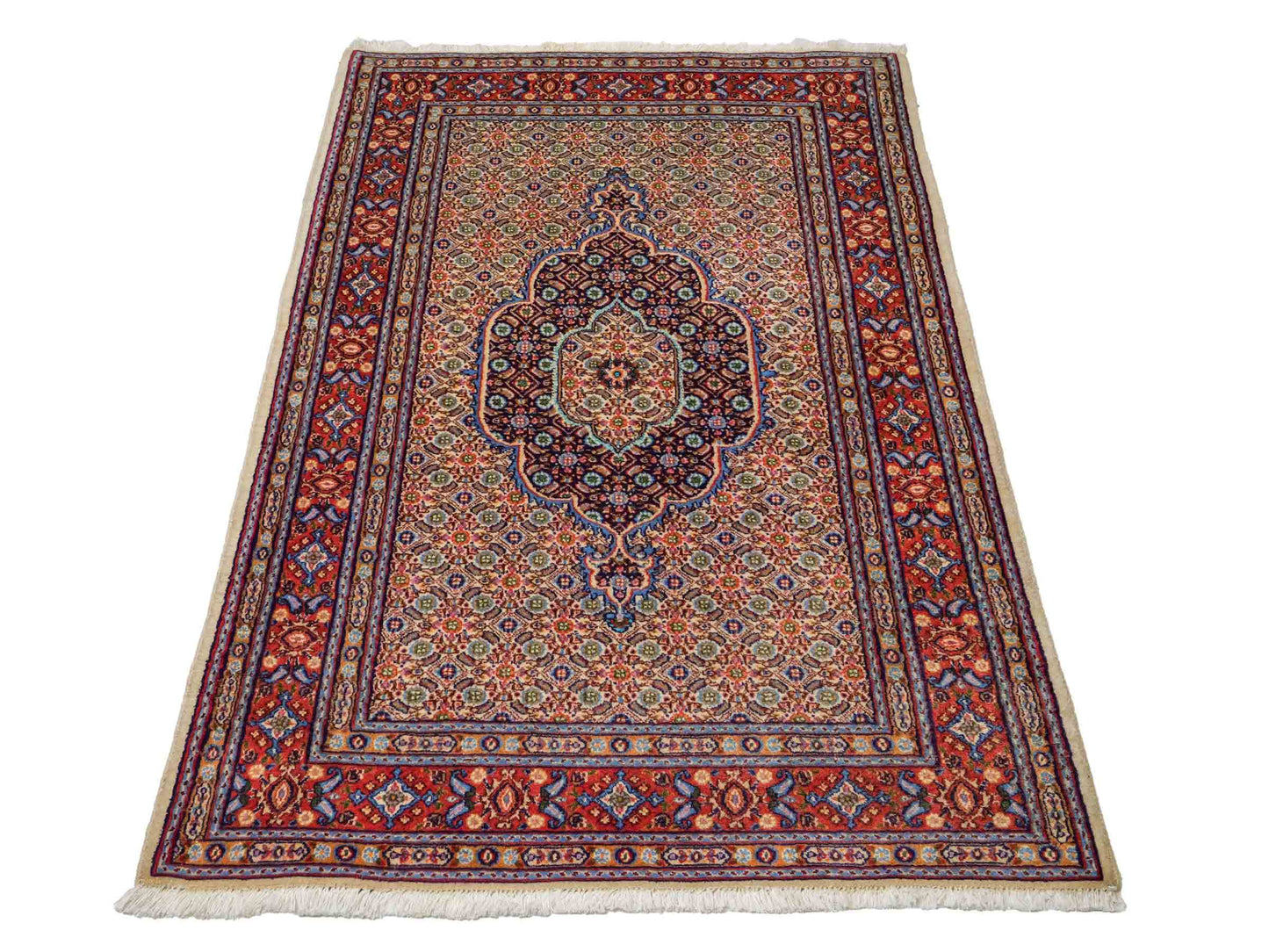 Feiner, handgeknüpfter Moud Perserteppich aus reiner Wolle mit Medaillon von Khademi. Größe: 145 x 100 cm. Farbe: Rot, creme. RB3-11B. Ursprung: Iran / Persien. Verkauf durch JUPITER Intl.
