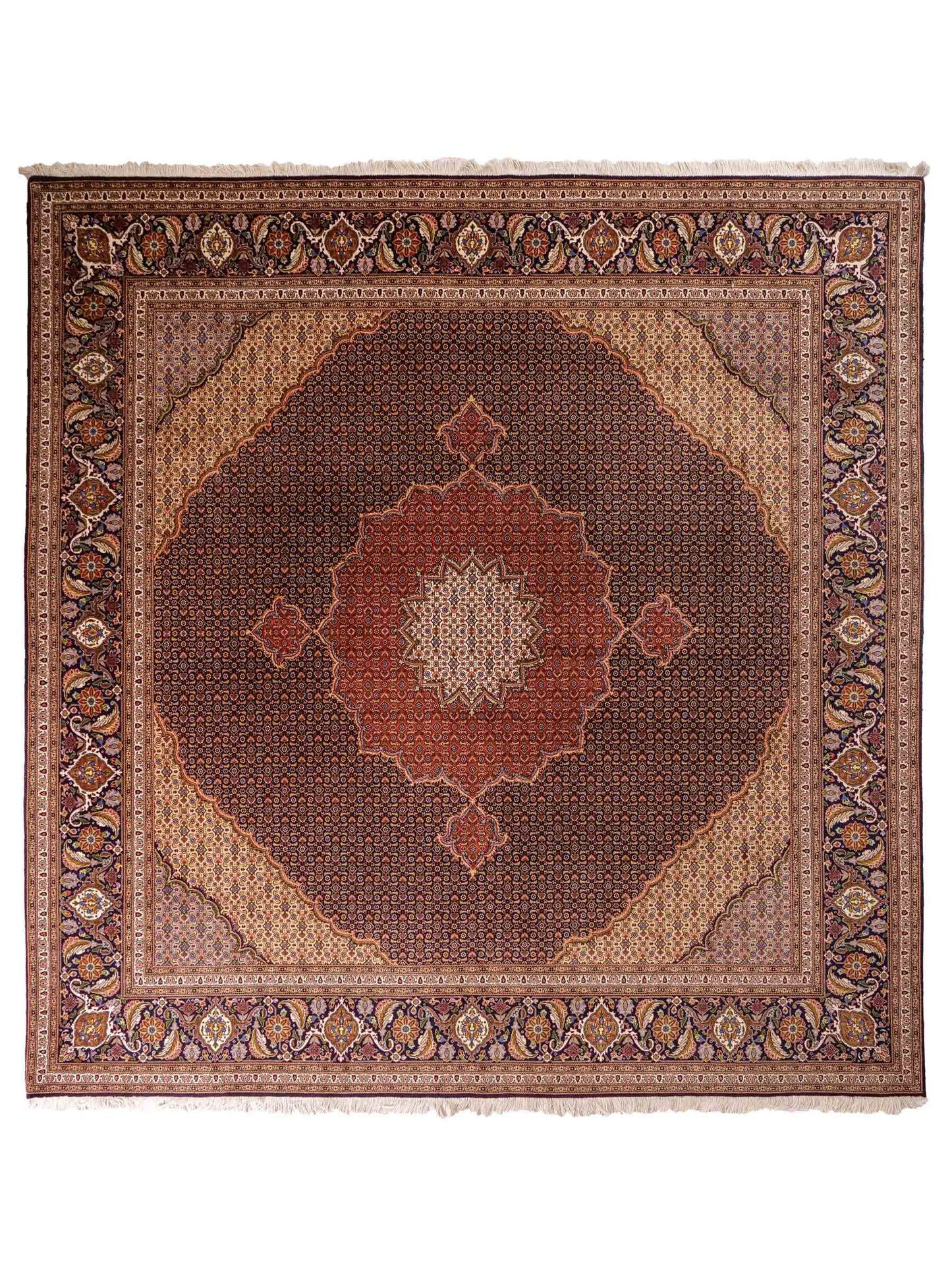 Sehr feiner, handgeknüpfter Täbriz Mahi Perserteppich aus Wolle und Seide mit von Khademi. Größe: 249 x 248 cm. Farbe: Blau, orange, beige, creme. Verkauf durch JUPITER Intl.