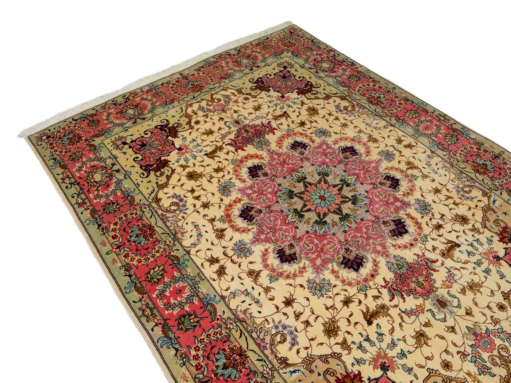 Sehr feiner, handgeknüpfter Khademi Täbriz Perserteppich aus Wolle mit Seide, creme, pink. 202x151 cm. Verkauf durch Jupiter Intl.