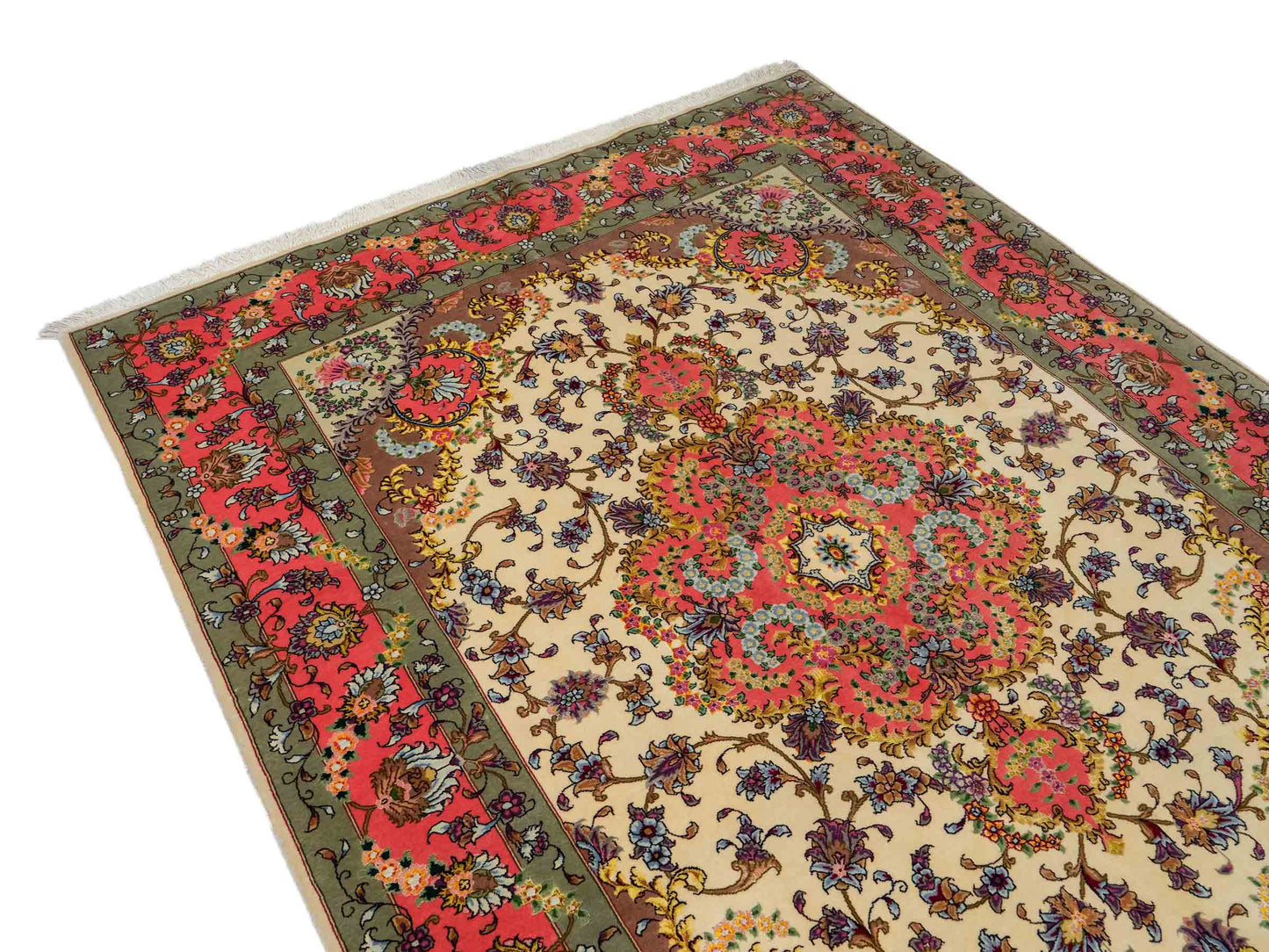 Sehr feiner, handgeknüpfter Khademi Täbriz Perserteppich aus Wolle mit Seide, creme, pink. 202x156 cm. Verkauf durch Jupiter Intl.