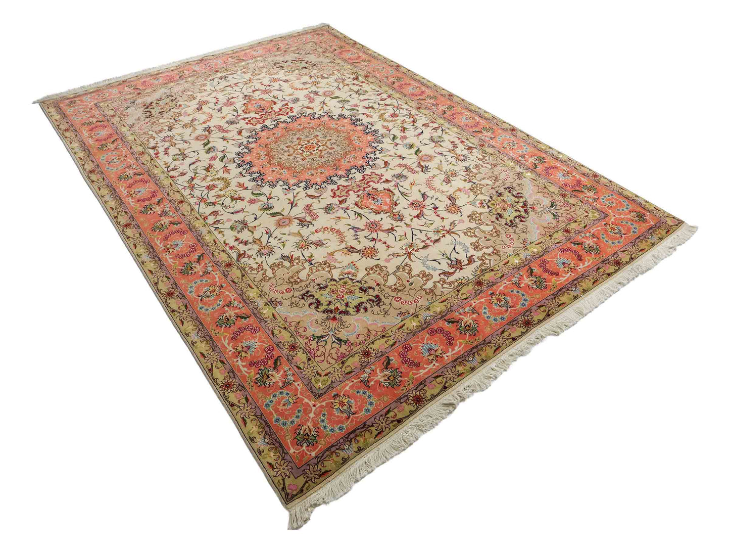 Sehr feiner, handgeknüpfter Khademi Täbriz Perserteppich aus Wolle mit Seide, creme, orange. 298x202 cm. Verkauf durch Jupiter Intl.