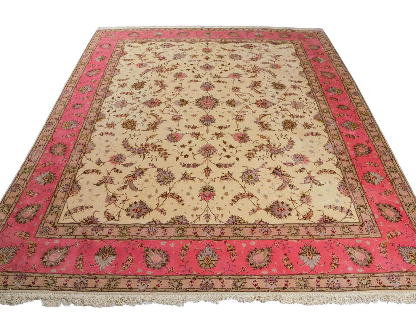 Sehr feiner, handgeknüpfter Khademi Täbriz Perserteppich aus Wolle mit Seide, creme, rosa. 306x245 cm. Verkauf durch Jupiter Intl.