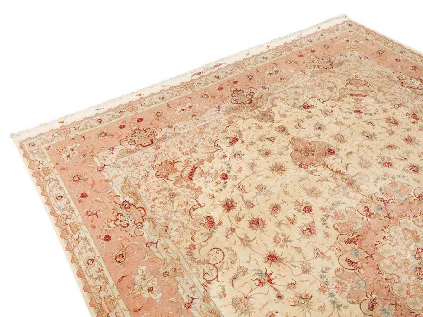 Sehr feiner, handgeknüpfter Täbriz Perserteppich aus Wolle mit Seide von Khademi, creme, rosa. 416x296 cm. Verkauf durch Jupiter Intl.