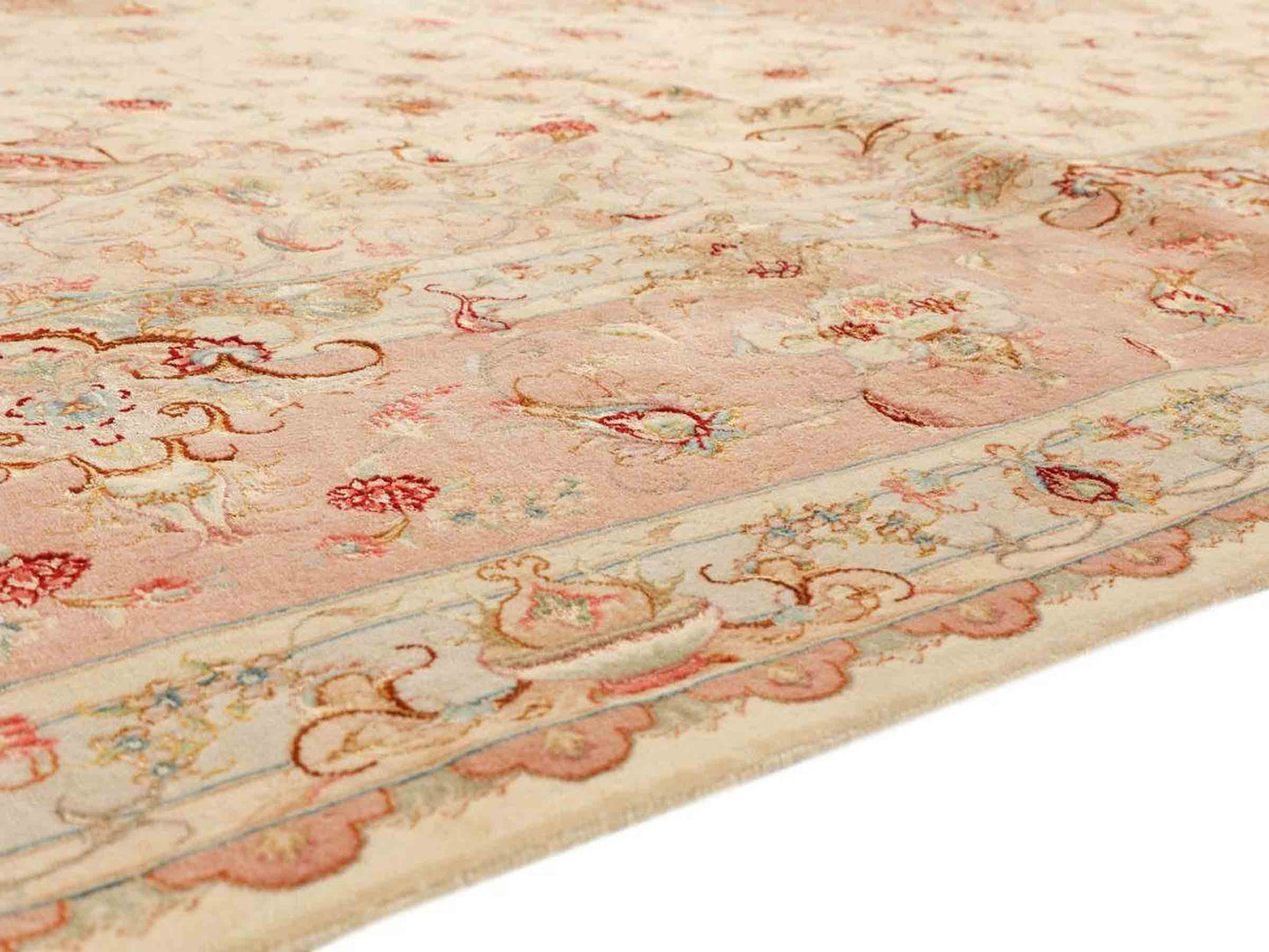 Sehr feiner, handgeknüpfter Täbriz Perserteppich aus Wolle mit Seide von Khademi, creme, rosa. 416x296 cm. Verkauf durch Jupiter Intl.