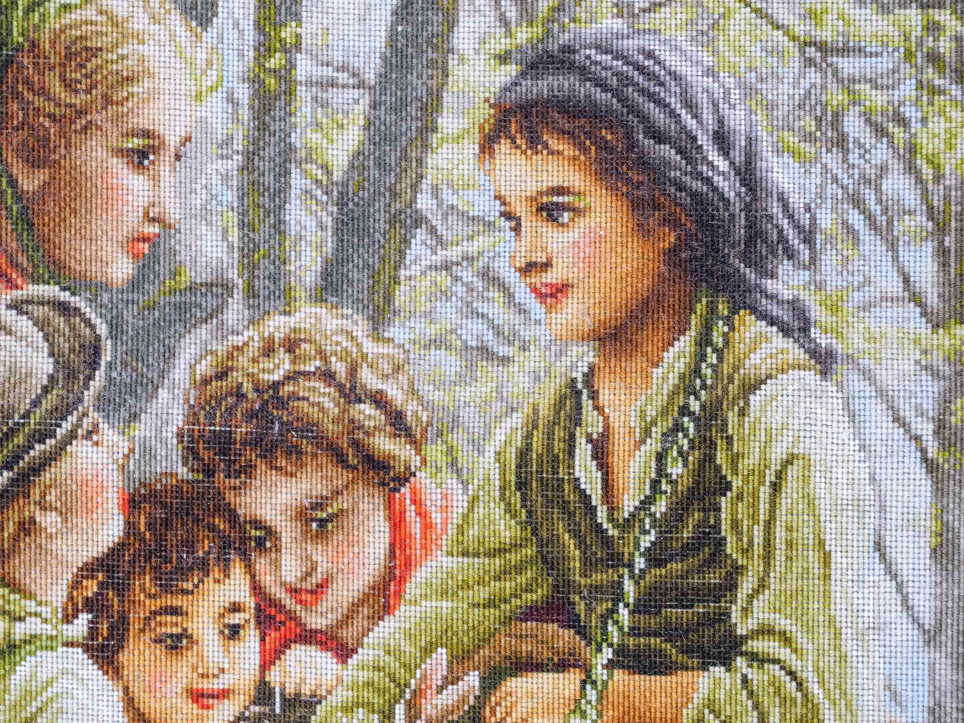Sehr feiner, handgeknüpfter Täbriz Art 60 Raj Perserteppich aus Wolle mit Seide von Khademi. Farbe: Bunt. Größe: 100 x 73 cm. Vertrieb durch JUPITER Intl.