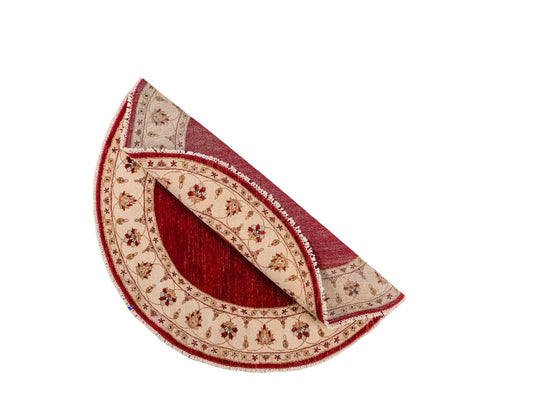 Runder, handgeknüpfter Ziegler Farahan Orientteppich von Khademi aus Wolle, rot, beige. Klassisch-traditionell von Hand geknüpft in Afghanistan. Größe: 150 cm x 150 cm. Teppichnummer: SB3-1135 | Jupiter Intl.
