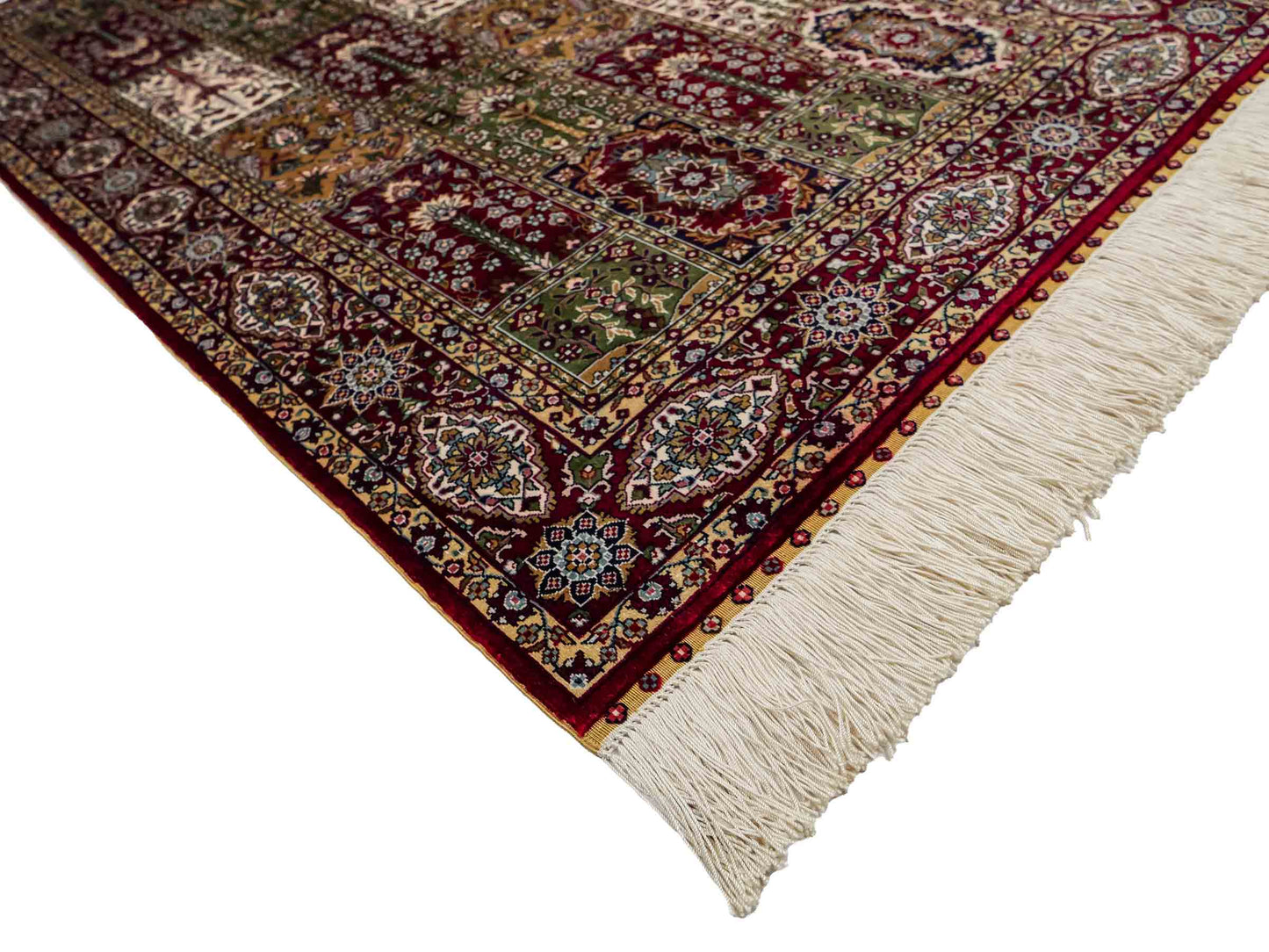 Sehr feiner, handgeknüpfter Khademi Orientteppich mit Ghom Design aus reiner Seide, rot, multicolor. 122x70 cm. Vertrieb durch Jupiter Intl.