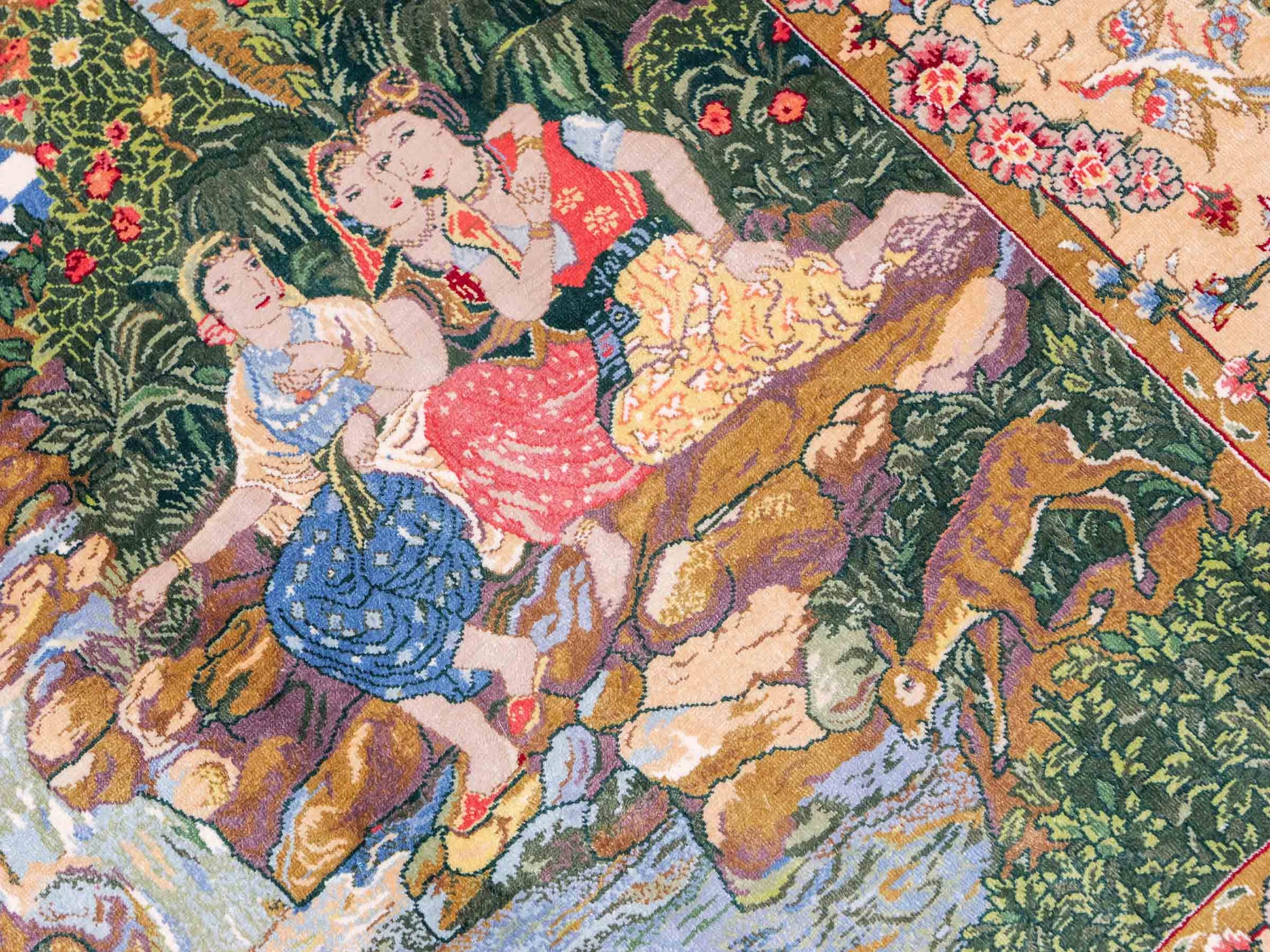 Sehr feiner, handgeknüpfter Khademi Orientteppich mit Ghom Design aus reiner Seide, grün, multicolor. 140x95 cm. Vertrieb durch Jupiter Intl.