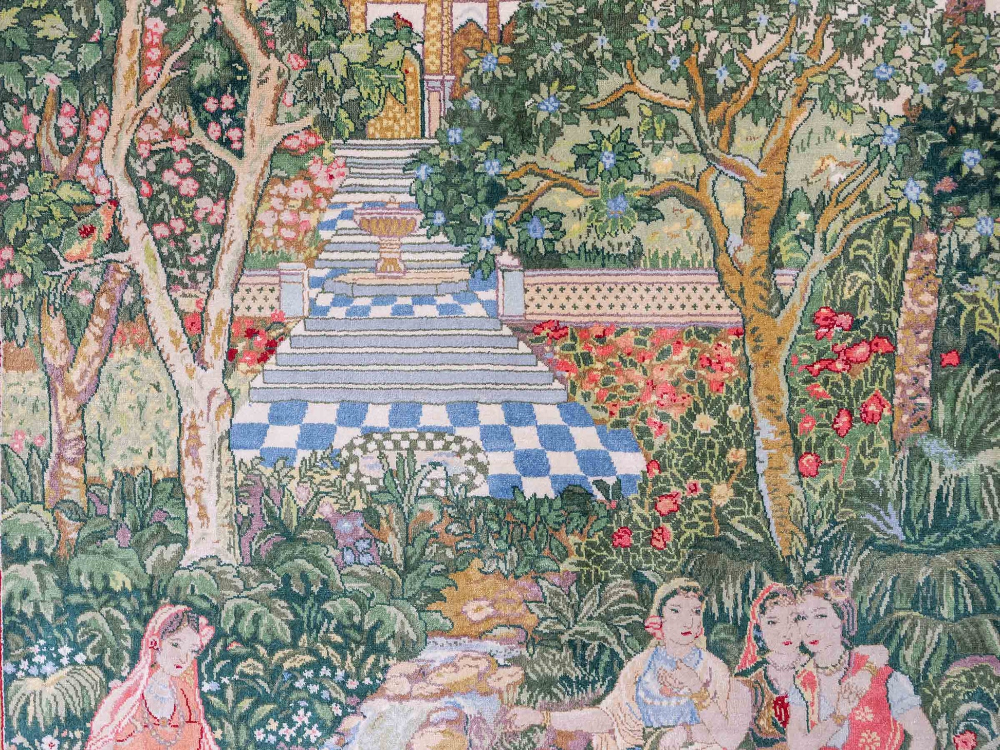 Sehr feiner, handgeknüpfter Khademi Ghom Orientteppich aus Seide, grün. 140x95 cm. Vertrieb durch Jupiter Intl.