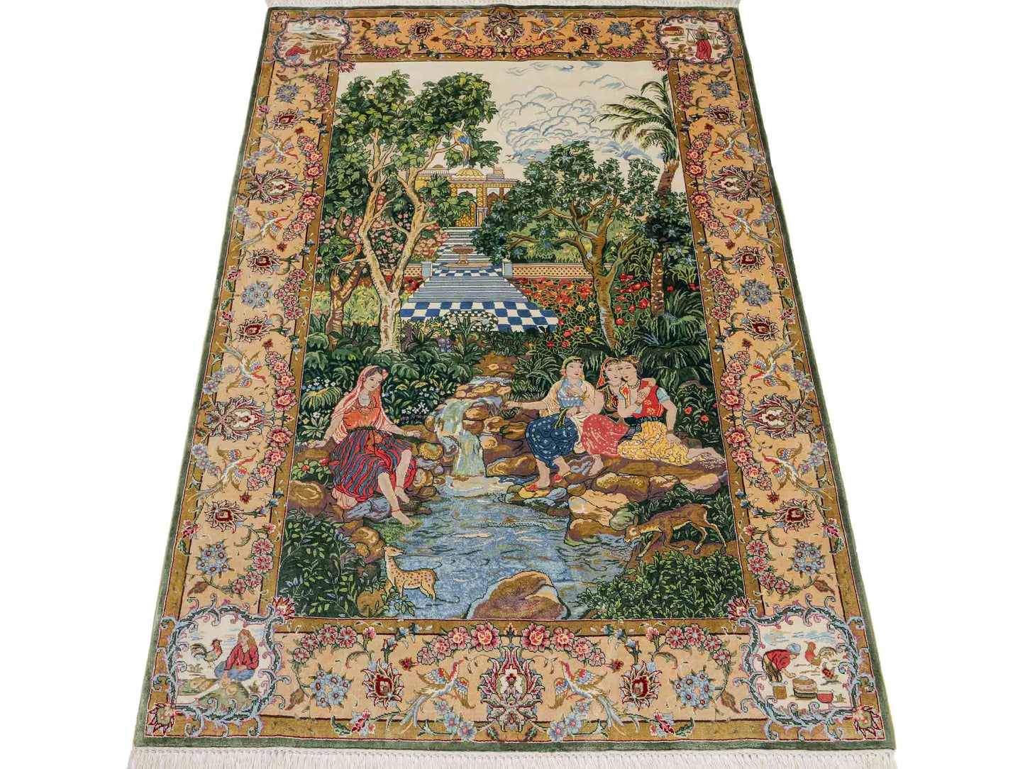 Sehr feiner, handgeknüpfter Khademi Orientteppich mit Ghom Design aus reiner Seide, grün, multicolor. 141x94 cm. Vertrieb durch Jupiter Intl.