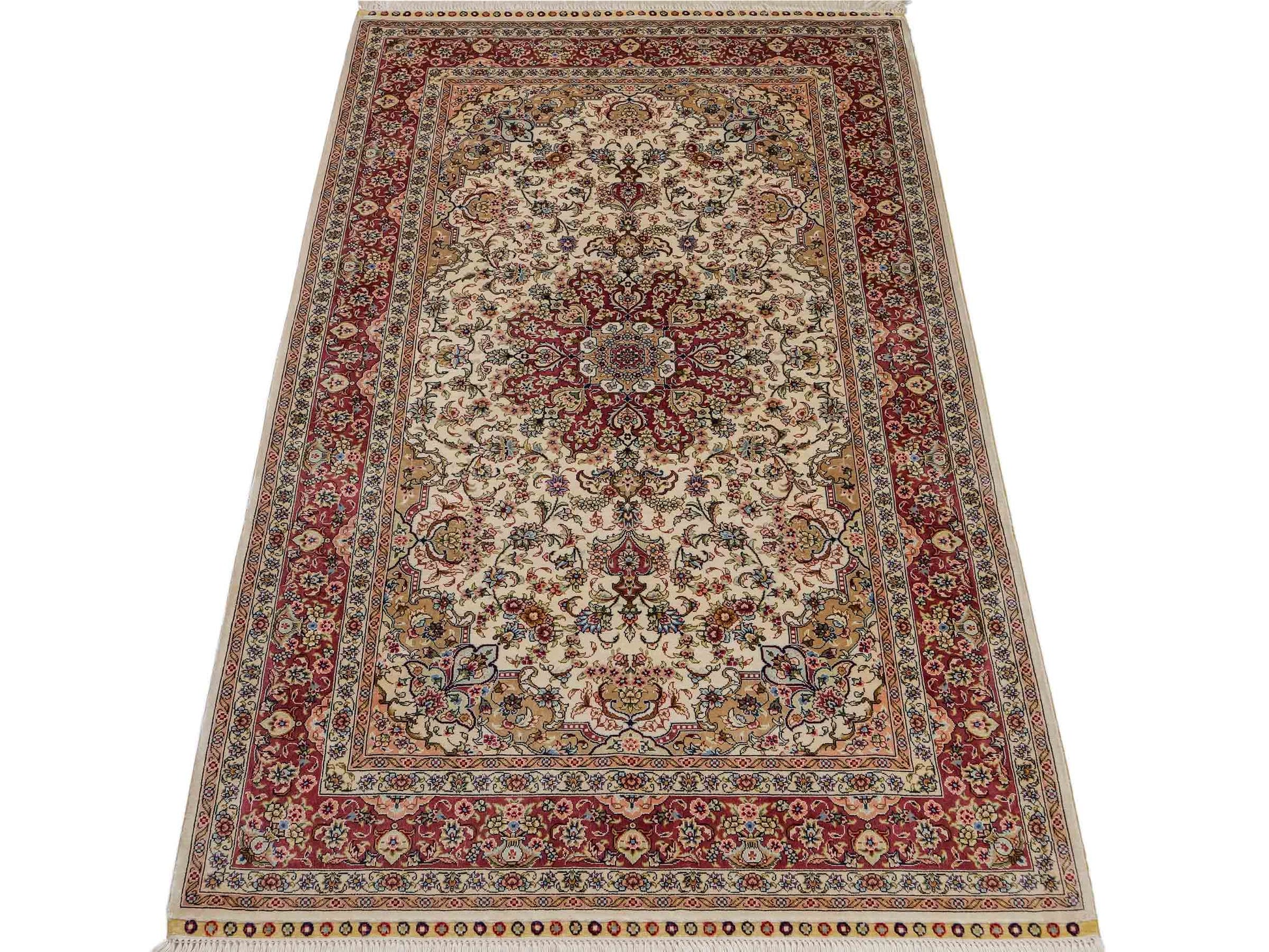 Sehr feiner, handgeknüpfter Khademi Ghom Orientteppich aus Seide, creme, rosa. 154x95 cm. Vertrieb durch Jupiter Intl.