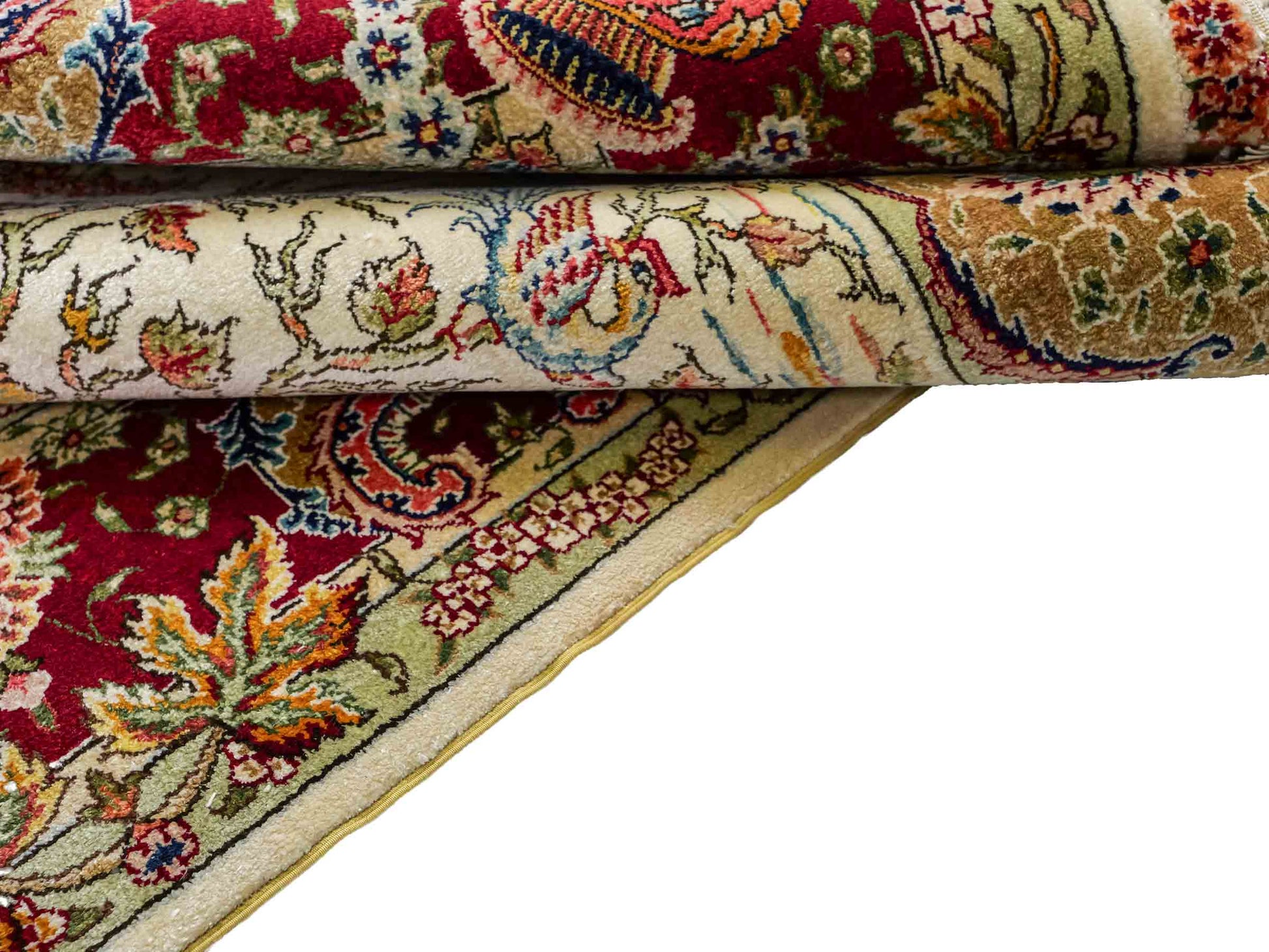 Sehr feiner, handgeknüpfter Khademi Orientteppich mit Ghom Design aus reiner Seide, gold, creme, rot, weiß. 155x94 cm. Vertrieb durch Jupiter Intl.
