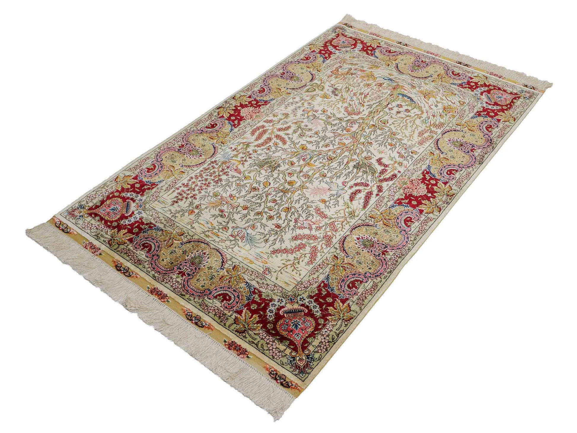 Sehr feiner, handgeknüpfter Khademi Orientteppich mit Ghom Design aus reiner Seide, gold, creme, rot, weiß. 155x94 cm. Vertrieb durch Jupiter Intl.