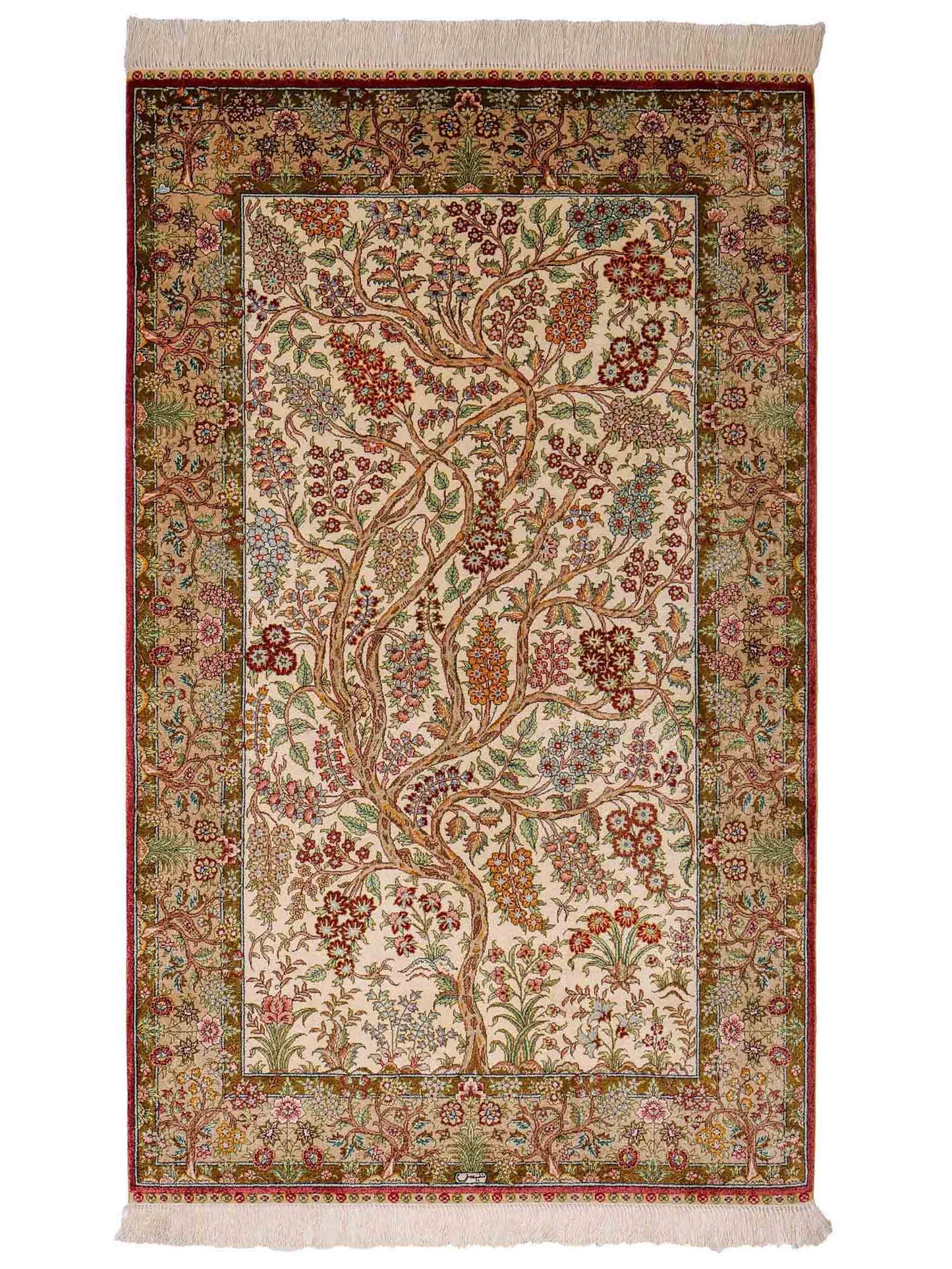 Sehr feiner, handgeknüpfter Khademi Orientteppich mit Ghom Design aus Seide, creme, beige, braun. 156x95 cm. Vertrieb durch Jupiter Intl.