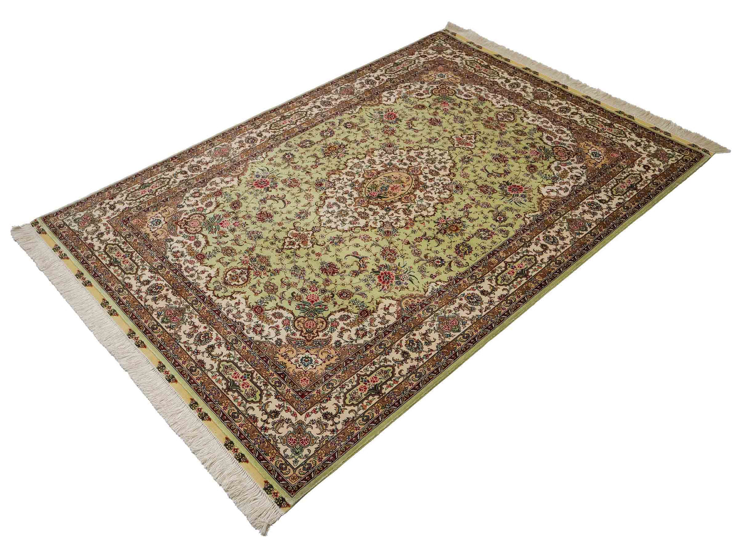 Sehr feiner, handgeknüpfter Khademi Orientteppich mit Ghom Design aus reiner Seide, grün, pistazie, creme, weiß. 183x124 cm. Vertrieb durch Jupiter Intl.