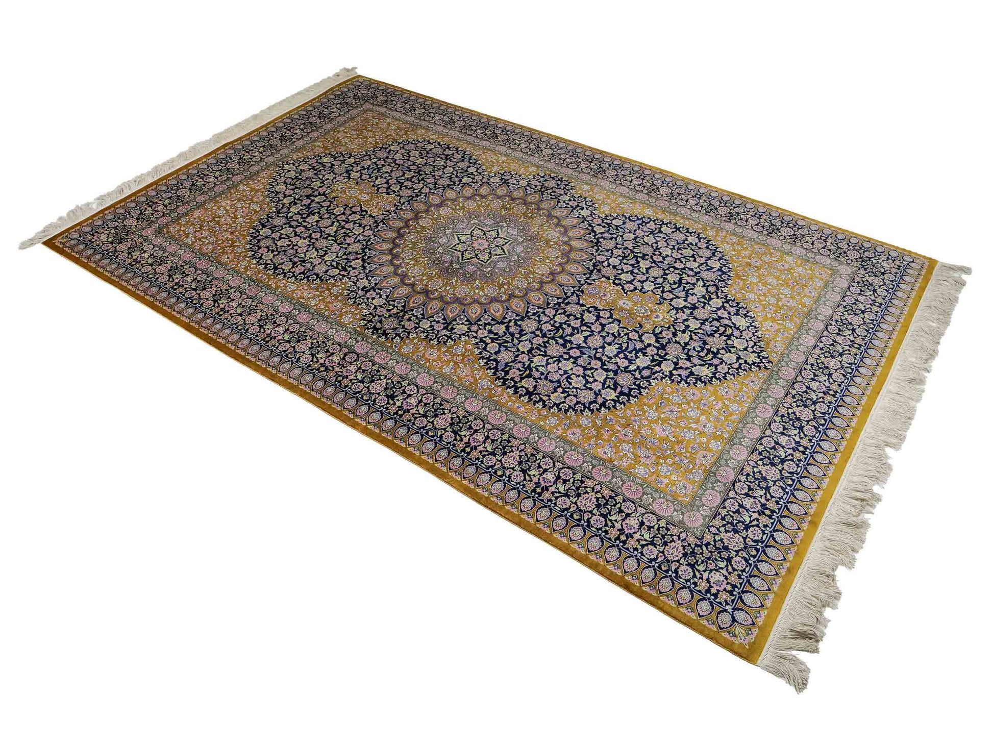 Sehr feiner, handgeknüpfter Khademi Orientteppich mit Ghom Design aus reiner Seide, oliv, blau, braun. 245x155 cm. Vertrieb durch Jupiter Intl.