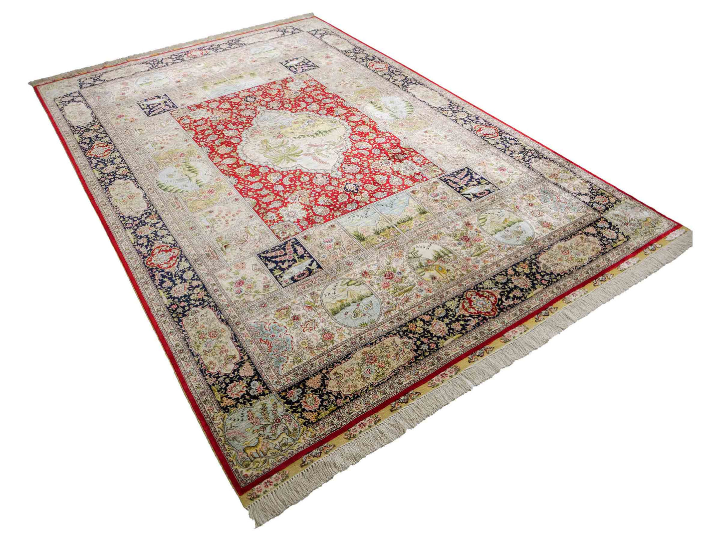 Sehr feiner, handgeknüpfter Khademi Orientteppich mit Ghom Design aus reiner Seide, rot, blau, creme, multicolor. 278x189 cm. Vertrieb durch Jupiter Intl.