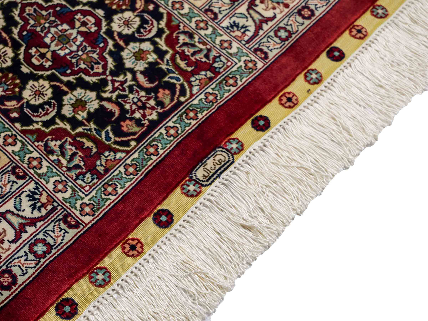 Sehr feiner, handgeknüpfter Khademi Orientteppich mit Ghom Design aus reiner Seide, rot, creme, blau, multicolor. 280x186 cm. Vertrieb durch Jupiter Intl.
