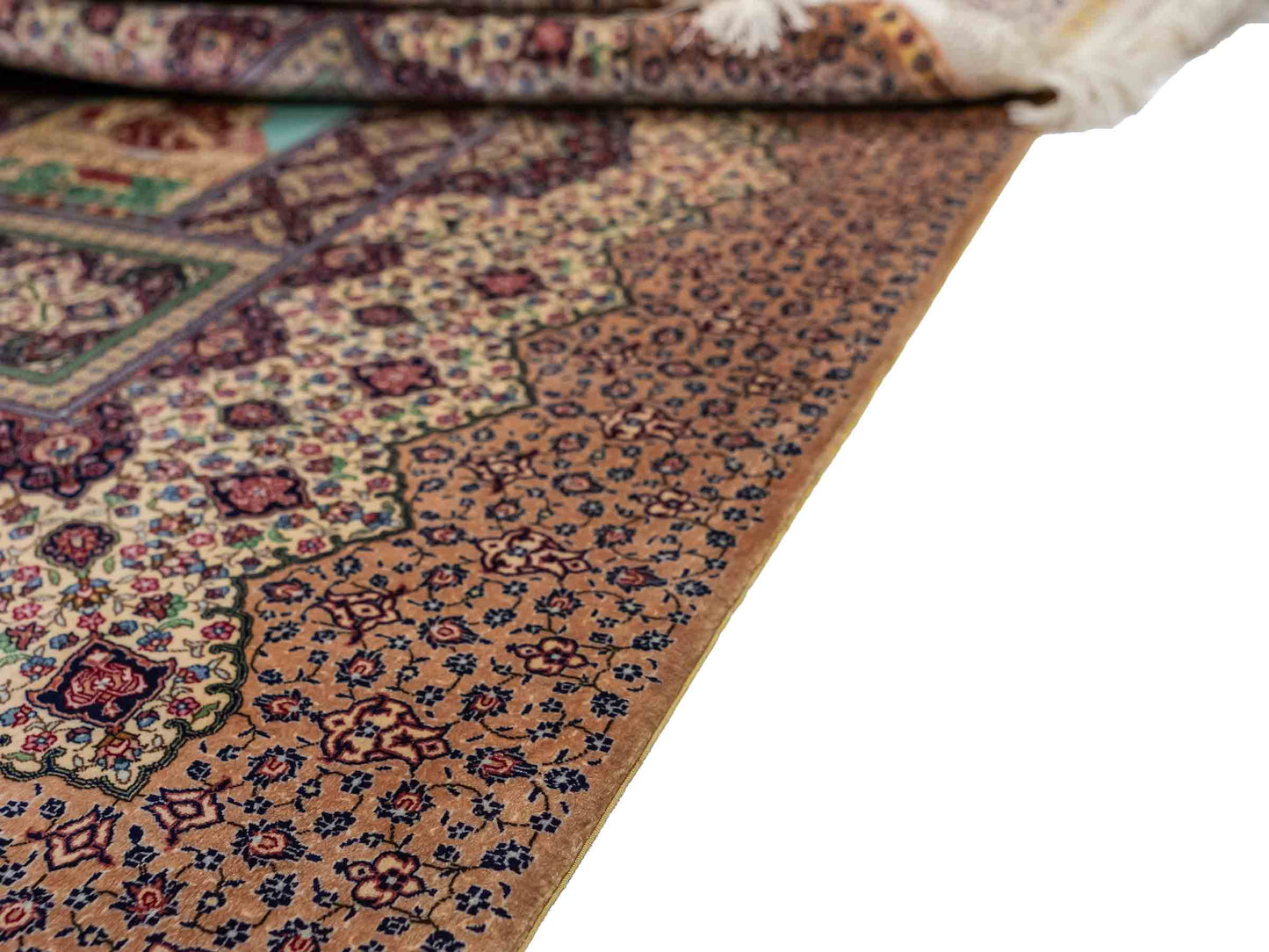 Extrem feiner, handgeknüpfter Khademi Ghom Orientteppich aus purer Seide, beige, braun, creme. 86x64 cm. Verkauf durch Jupiter Intl.