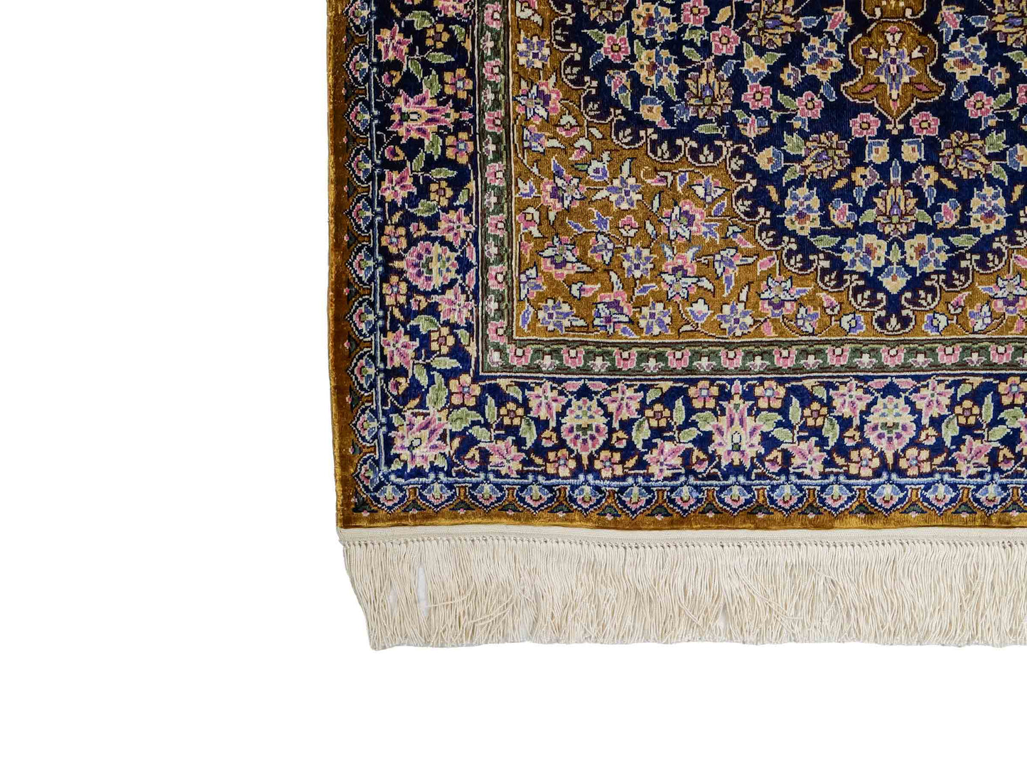 Sehr feiner, handgeknüpfter Khademi Orientteppich mit Ghom Design aus reiner Seide, oliv, braun, blau. 93x62 cm. Vertrieb durch Jupiter Intl.