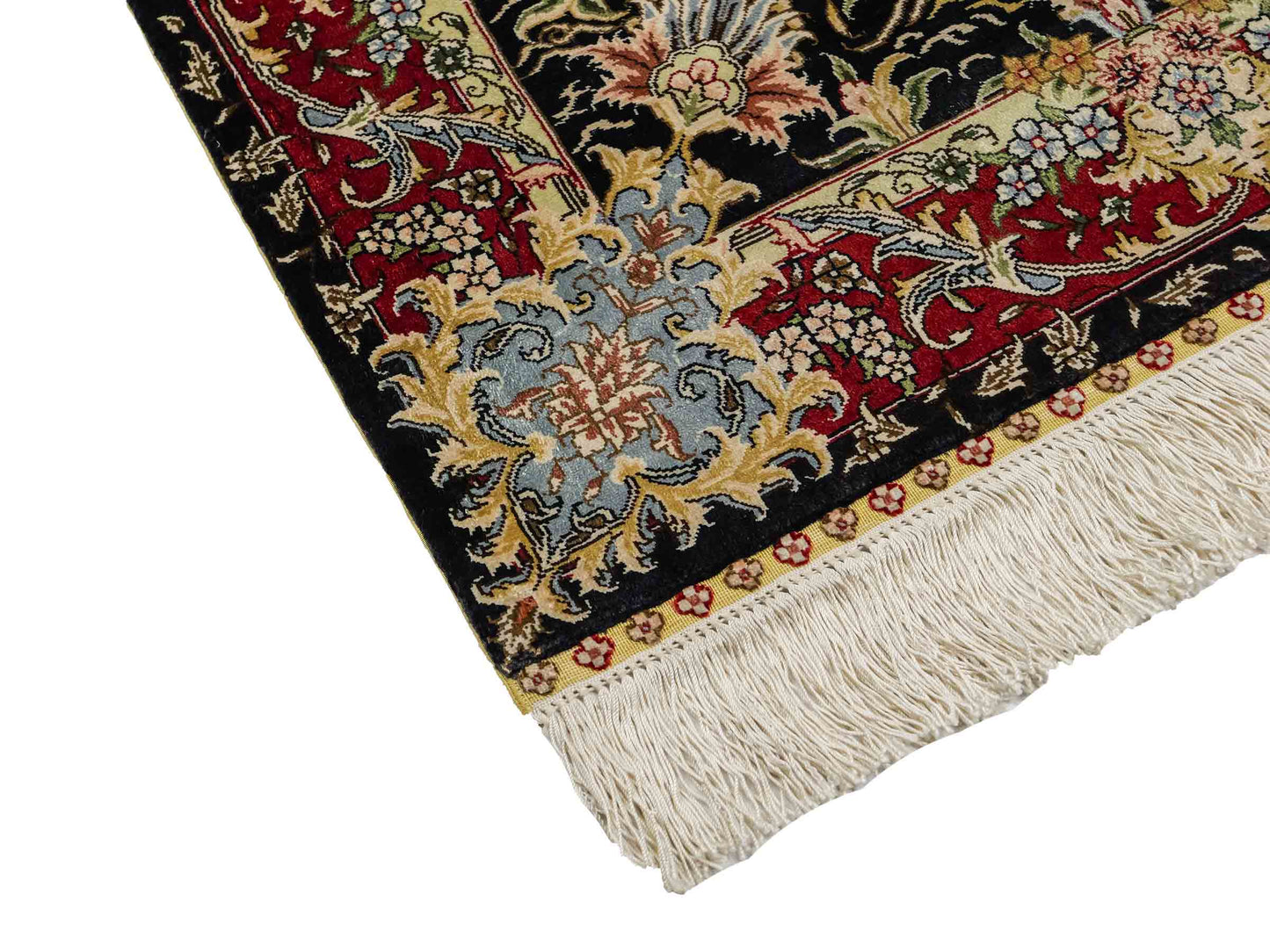 Sehr feiner, handgeknüpfter Khademi Orientteppich mit Ghom Design aus reiner Seide, schwarz, rot. 93x63 cm. Vertrieb durch Jupiter Intl.