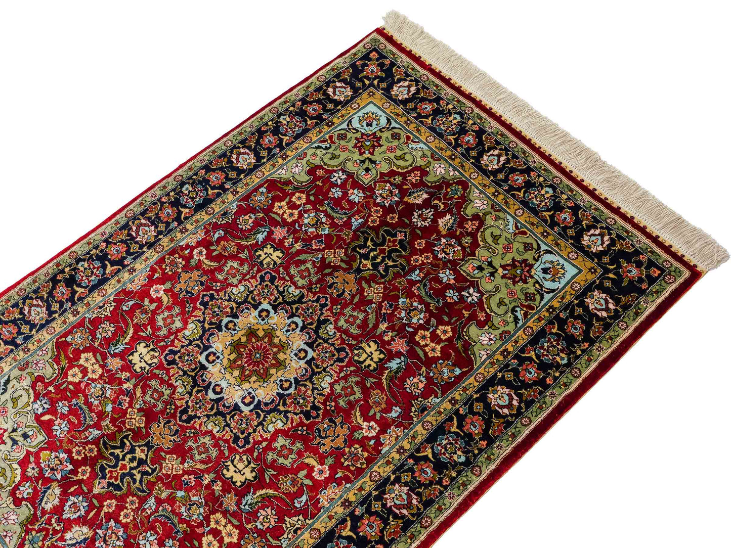 Sehr feiner, handgeknüpfter Khademi Orientteppich mit Hereke Design aus reiner Seide, rot, blau. 122x78 cm. Vertrieb durch Jupiter Intl.