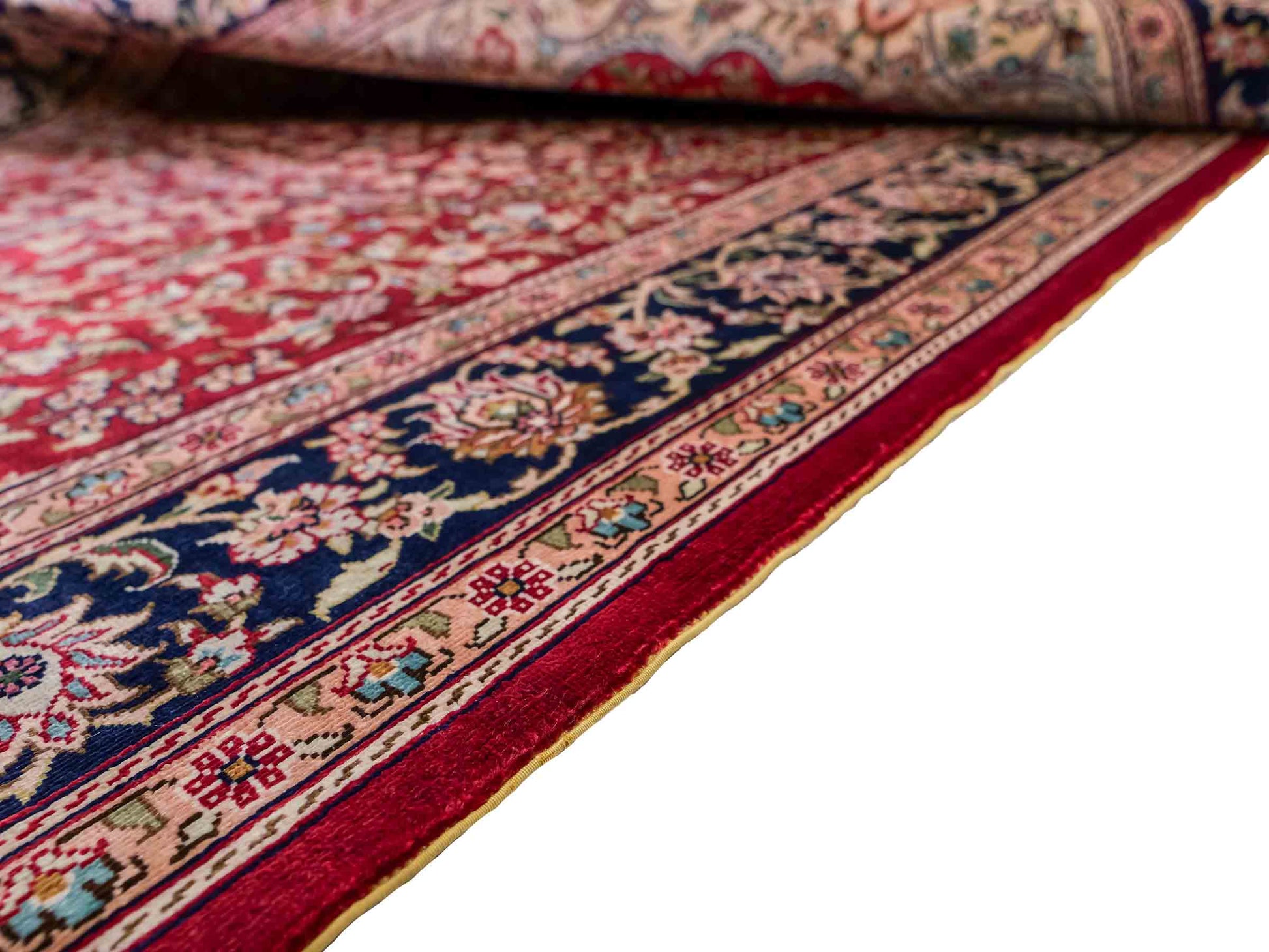 Sehr feiner, handgeknüpfter Khademi Orientteppich mit Hereke Design aus reiner Seide, rot, blau, creme. 124x79 cm. Vertrieb durch Jupiter Intl.