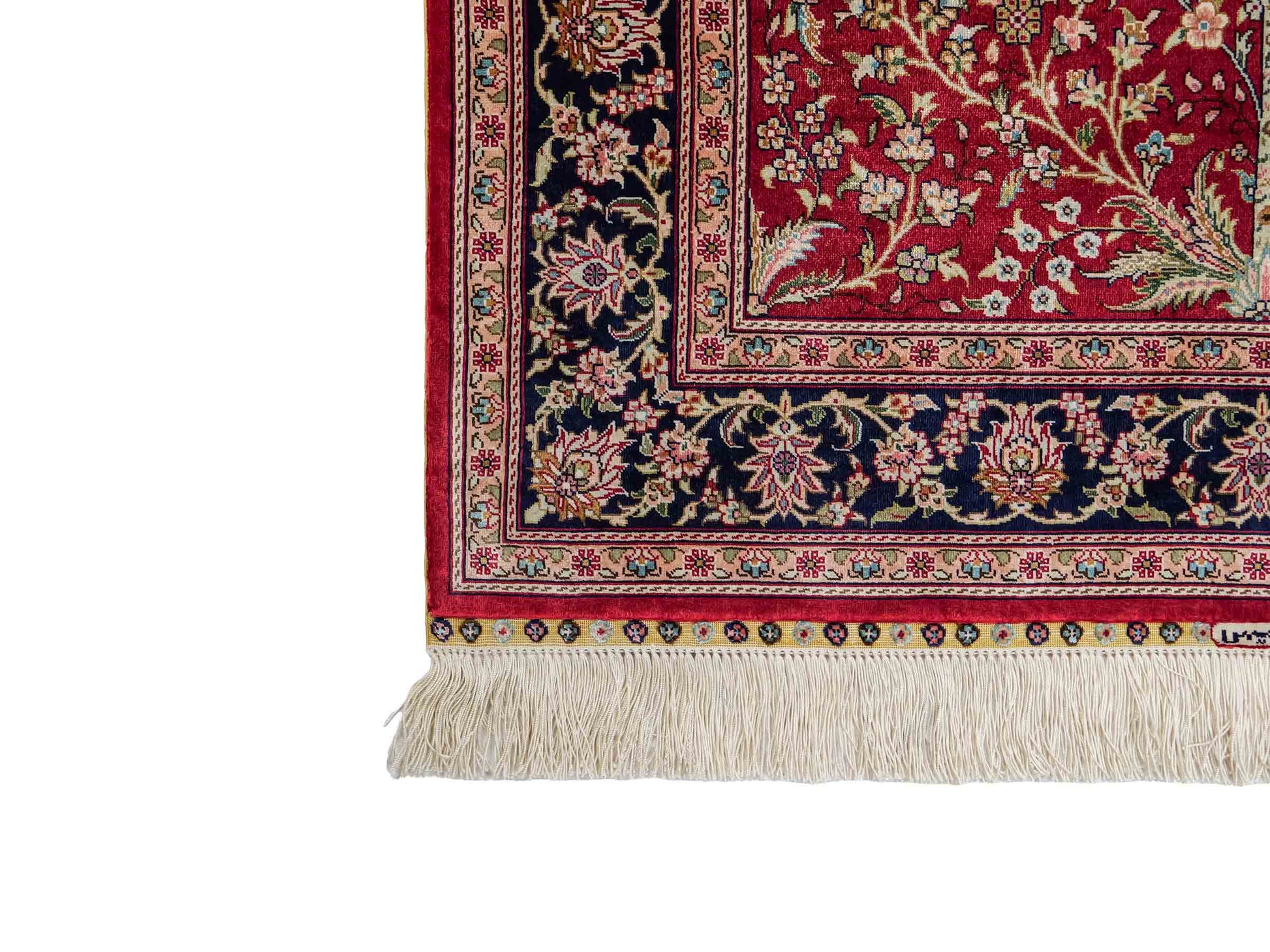 Sehr feiner, handgeknüpfter Khademi Orientteppich mit Hereke Design aus reiner Seide, rot, blau, creme. 124x79 cm. Vertrieb durch Jupiter Intl.