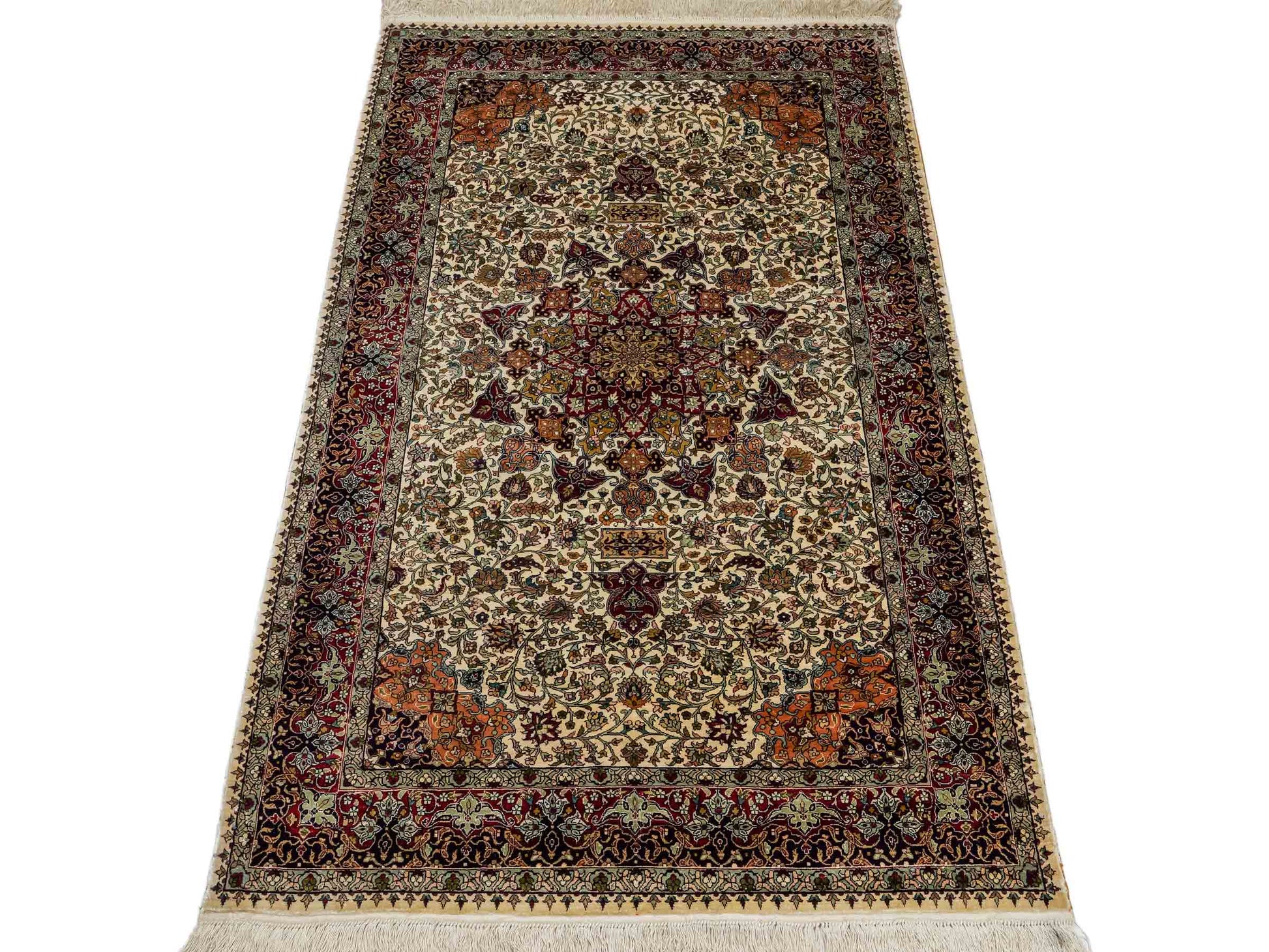 Sehr feiner, handgeknüpfter Hereke Orientteppich von Khademi aus Seide, creme. 154x93 cm. Verkauf durch Jupiter Intl.