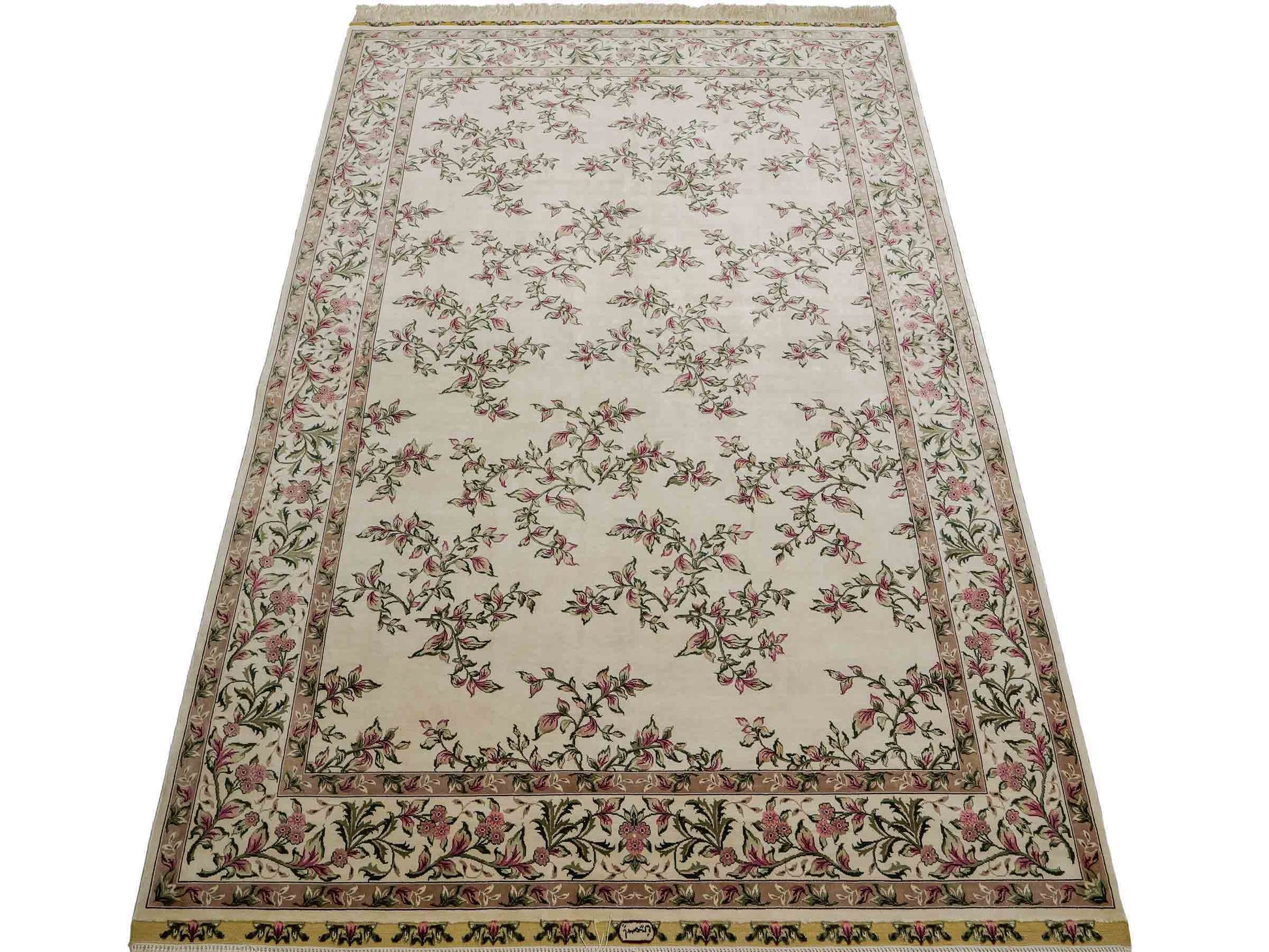 Sehr feiner, handgeknüpfter Khademi Orientteppiche mit Hereke Design aus reiner Seide, creme, weiß. 186x124 cm. Vertrieb durch Jupiter Intl.
