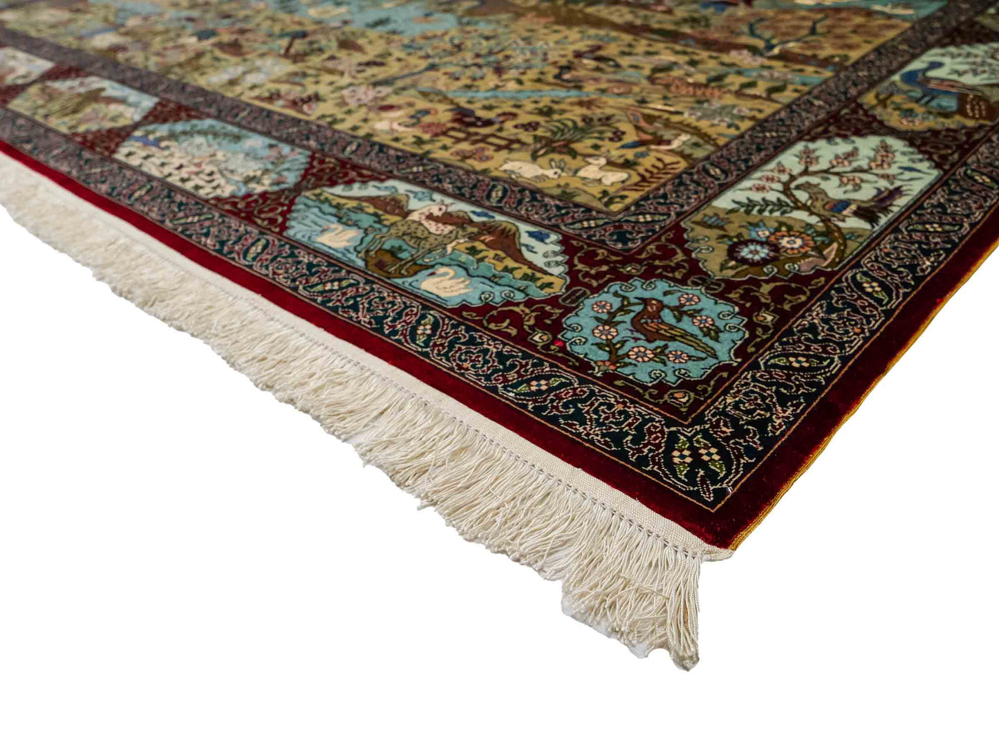 Sehr feiner, handgeknüpfter Khademi Orientteppich mit Hereke Design aus reiner Seide, rot, multicolor. 189x126 cm. Vertrieb durch Jupiter Intl.