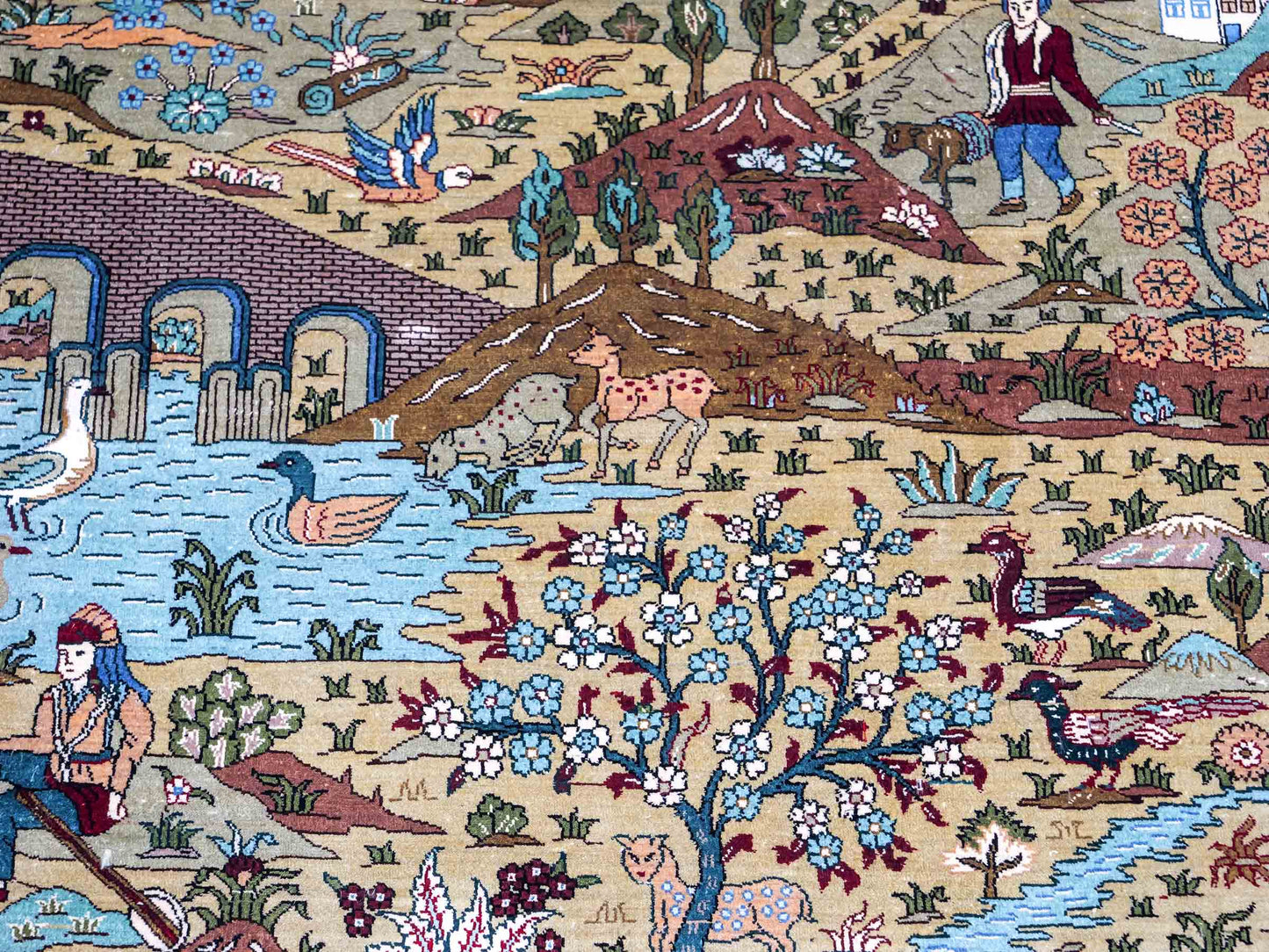 Sehr feiner, handgeknüpfter Khademi Orientteppich mit Hereke Design aus reiner Seide, rot, multicolor. 190x125 cm. Vertrieb durch Jupiter Intl.