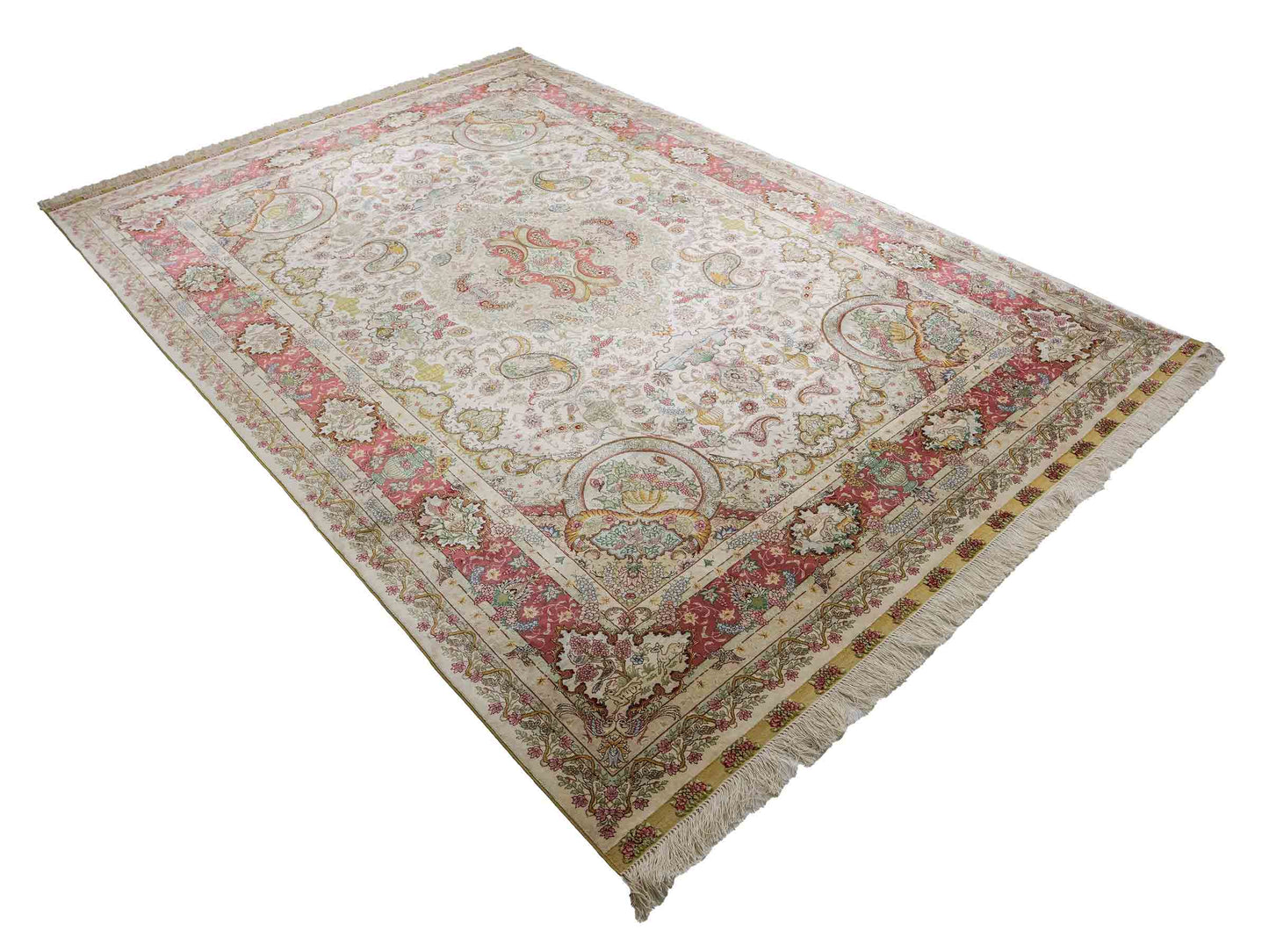 Sehr feiner, handgeknüpfter Khademi Orientteppich mit Hereke Design aus reiner Seide, creme, rosa, weiß. 276x189 cm. Vertrieb durch Jupiter Intl.