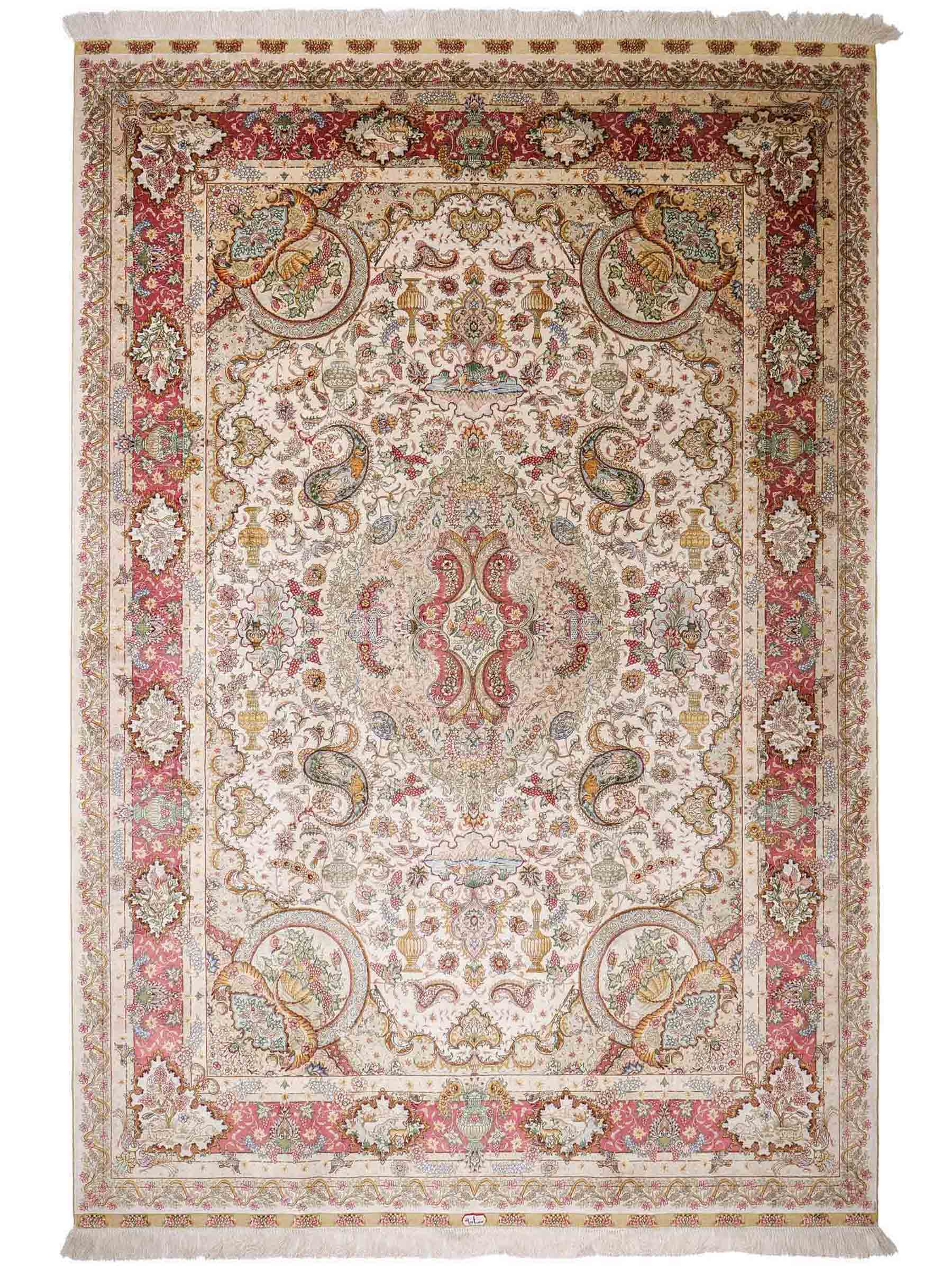 Sehr feiner, handgeknüpfter Khademi Orientteppich mit Hereke Design aus reiner Seide, creme, rosa, weiß. 278x189 cm. Vertrieb durch Jupiter Intl.