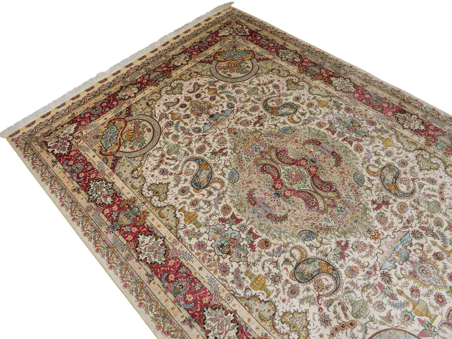 Sehr feiner, handgeknüpfter Khademi Orientteppich mit Hereke Design aus reiner Seide, creme, rosa, weiß. 278x189 cm. Vertrieb durch Jupiter Intl.