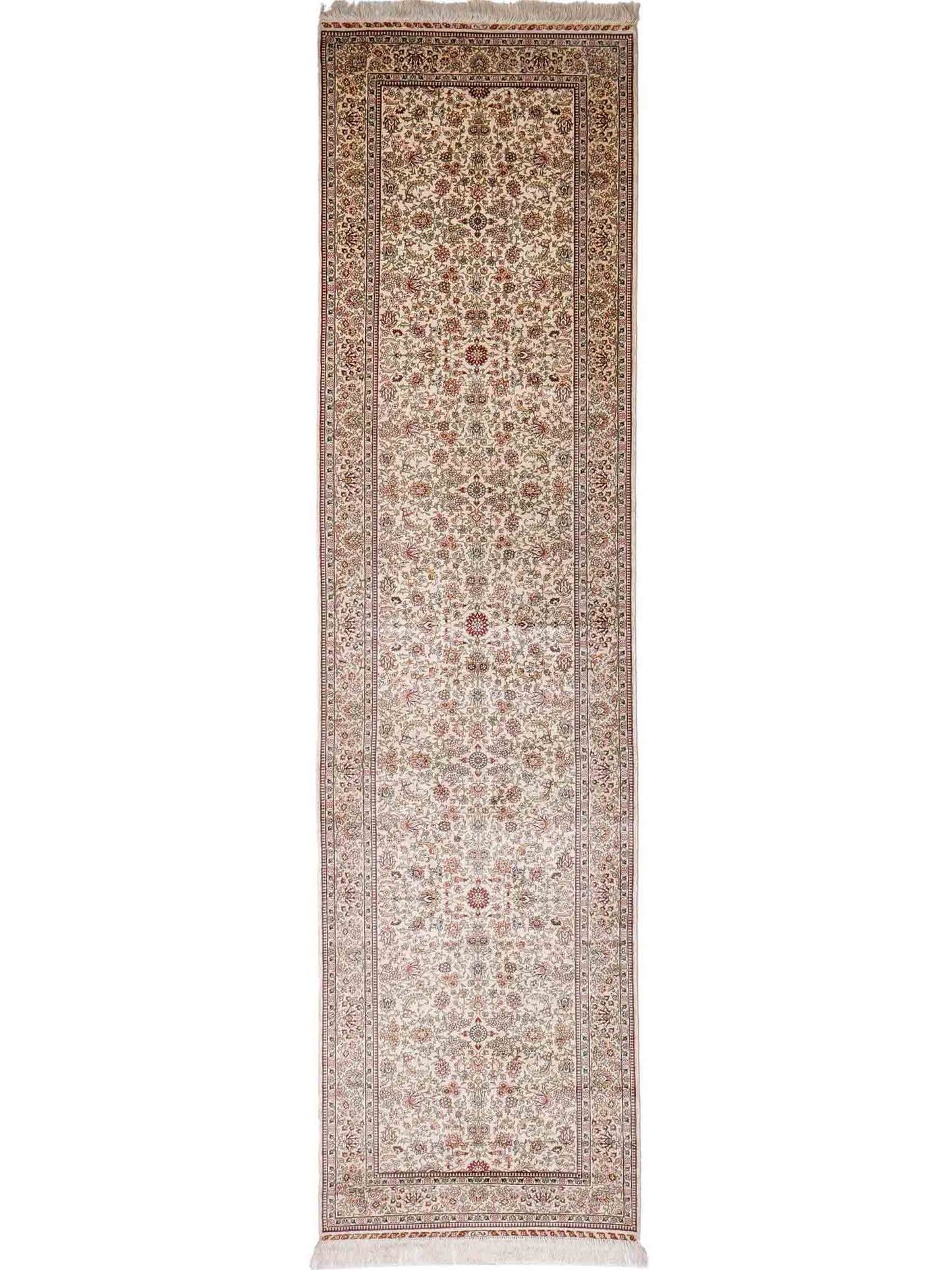 Sehr feiner, handgeknüpfter Khademi Orientteppich Läufer mit Hereke Design aus purer Seide, creme, weiß, beige. 304x76 cm. Vertrieb durch Jupiter Intl.