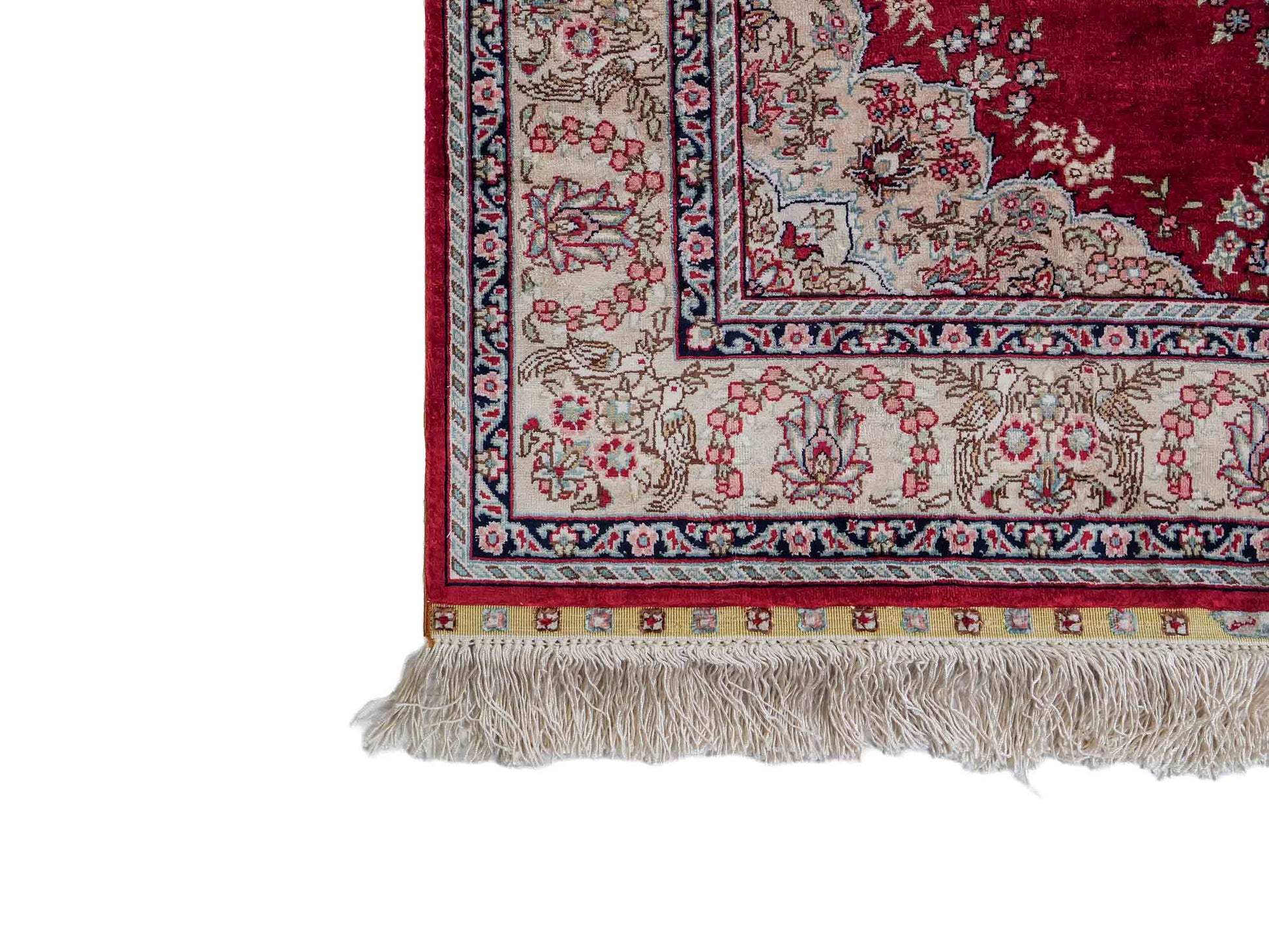 Sehr feiner, handgeknüpfter Khademi Orientteppich Läufer mit Hereke Design aus purer Seide, rot, creme. 306x79 cm. Vertrieb durch Jupiter Intl.