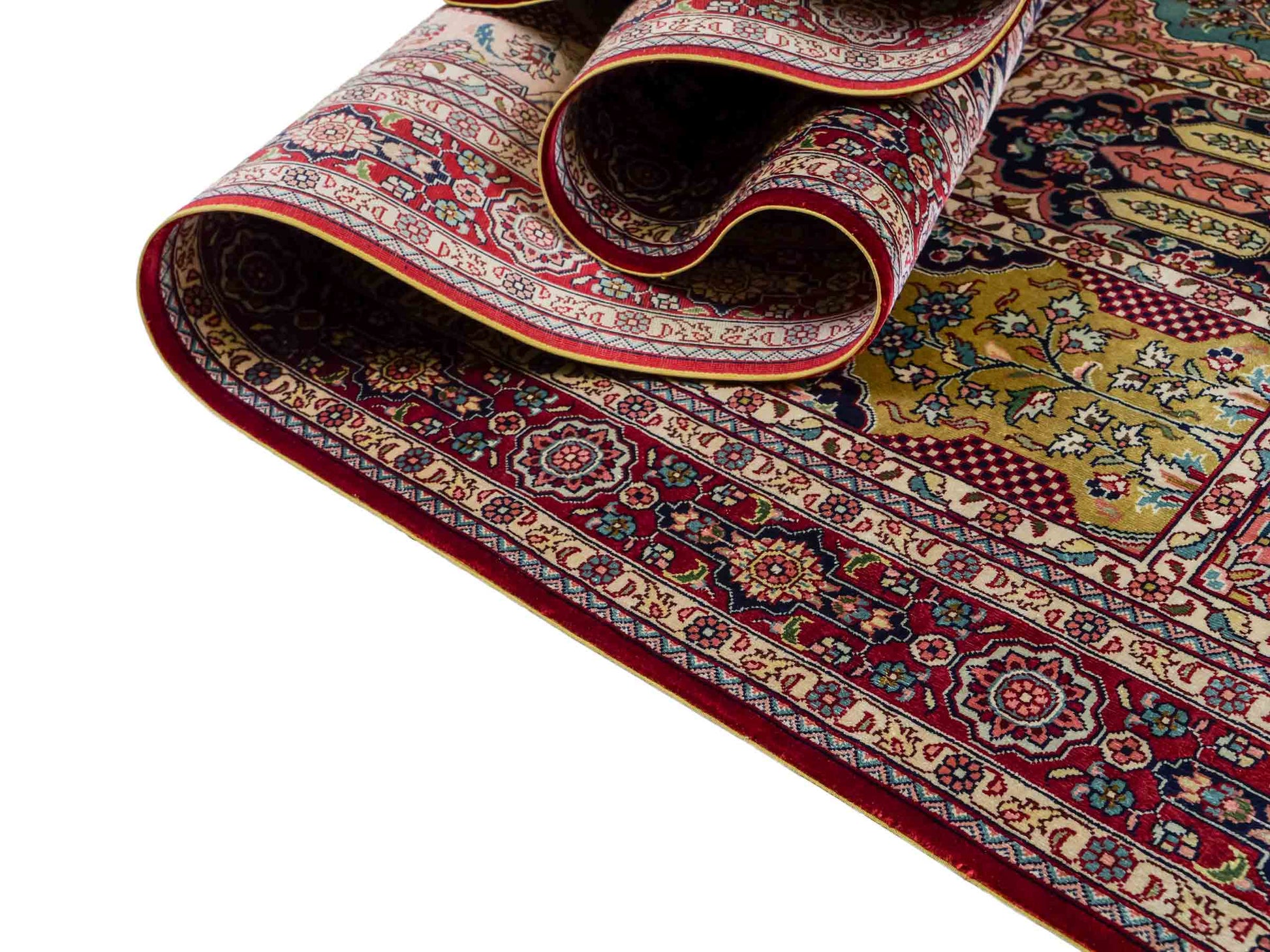 Sehr feiner, handgeknüpfter Khademi Orientteppich Läufer mit Hereke Design aus Seide, rot, multicolor. 368x78 cm. Vertrieb durch Jupiter Intl.