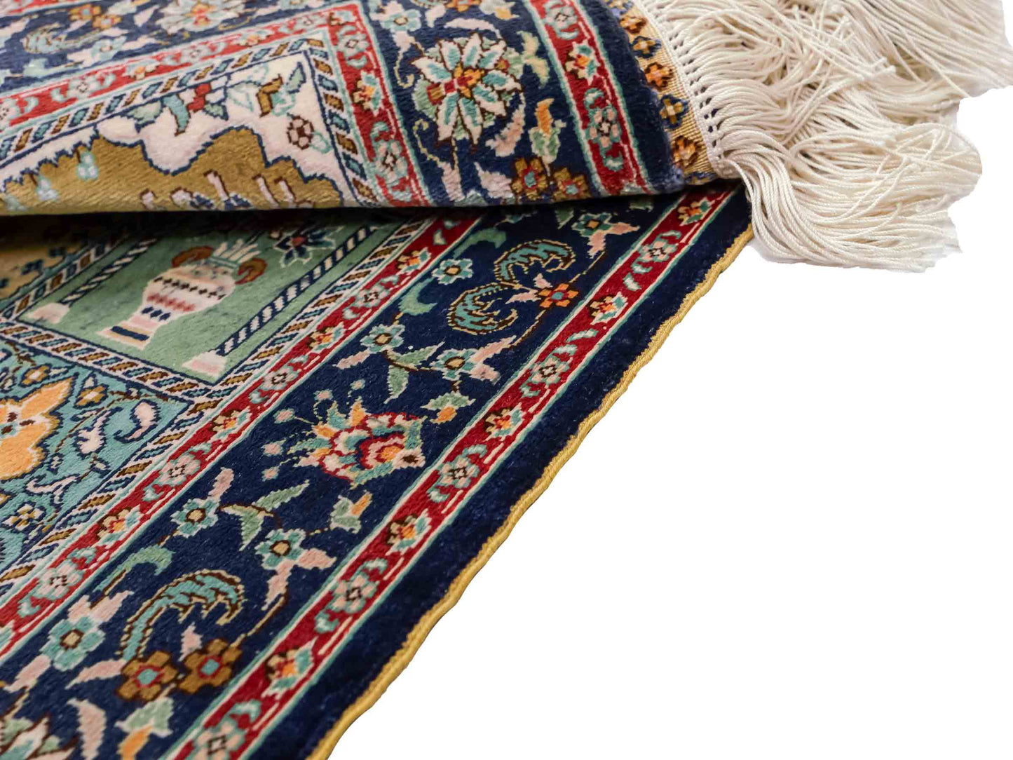 Sehr feiner, handgeknüpfter Khademi Orientteppich aus reiner Seide mit Hereke Design, blau, multicolor. 61x47 cm. Vertrieb durch Jupiter Intl.