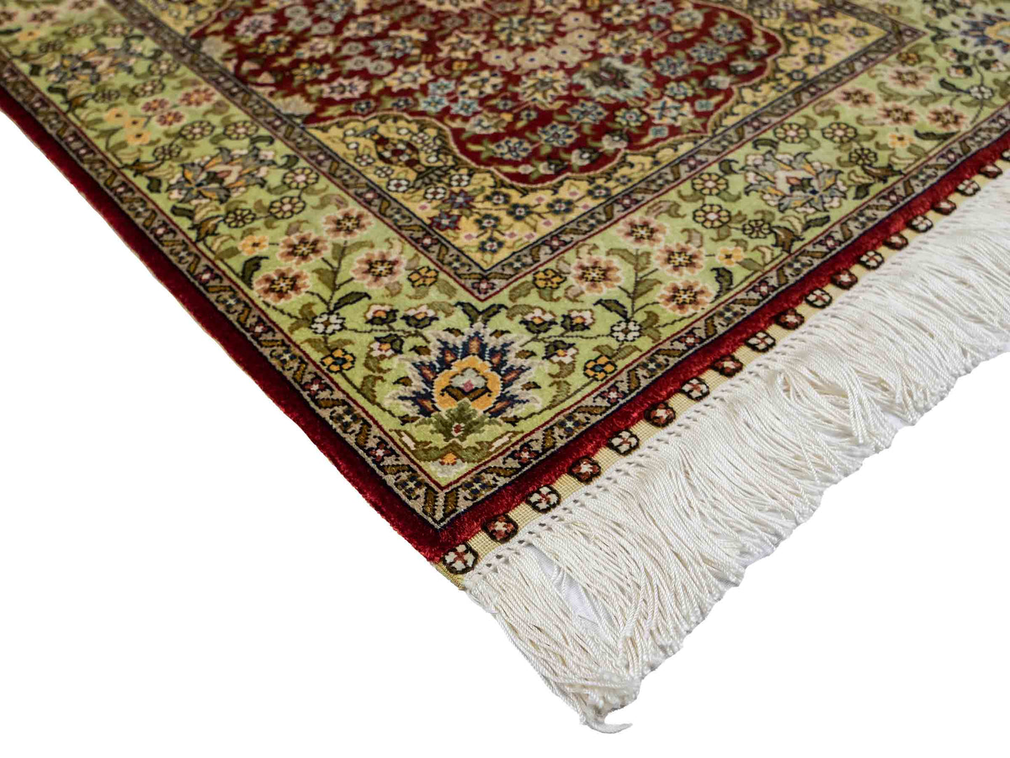 Sehr feiner, handgeknüpfter Khademi Orientteppich mit Hereke Design aus reiner Seide, rot, grün. 62x47 cm. Vertrieb durch Jupiter Intl.