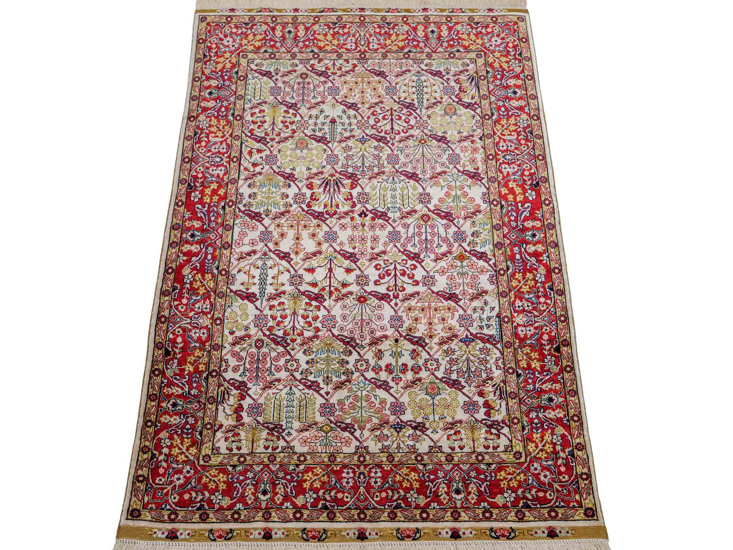 Sehr feiner, handgeknüpfter Khademi Orientteppich mit Hereke Design aus reiner Seide, creme, weiß, rot. 93x63 cm. Vertrieb durch Jupiter Intl.