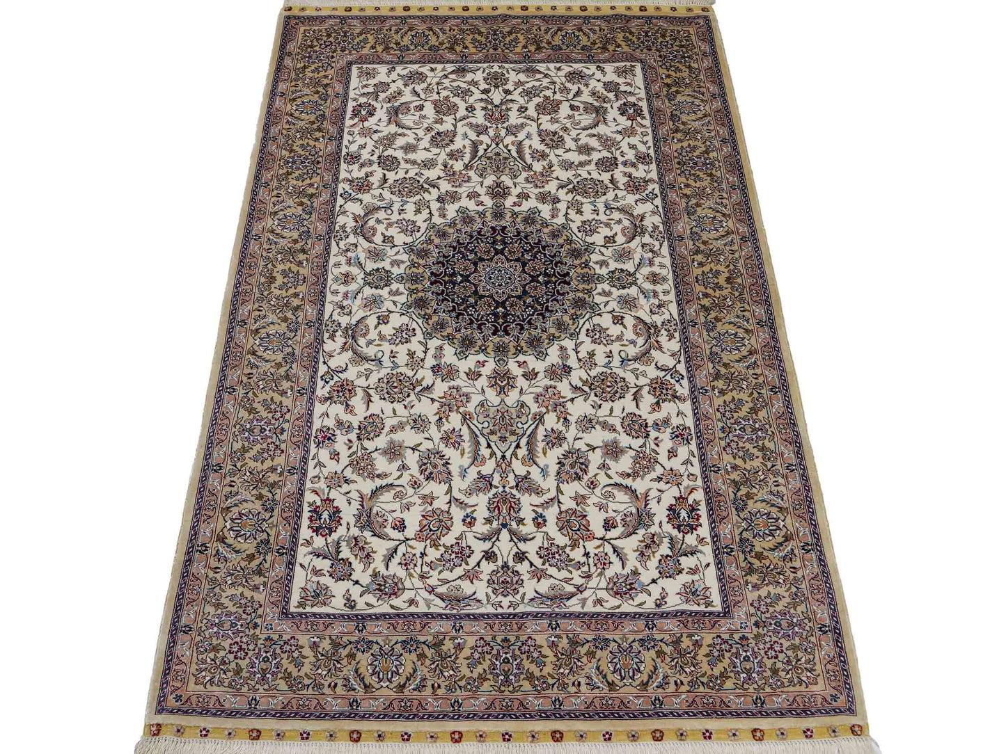 Sehr feiner, handgeknüpfter Khademi Nain Orientteppich aus Seide, weiß, creme. 154x95 cm. Vertrieb durch Jupiter Inl.