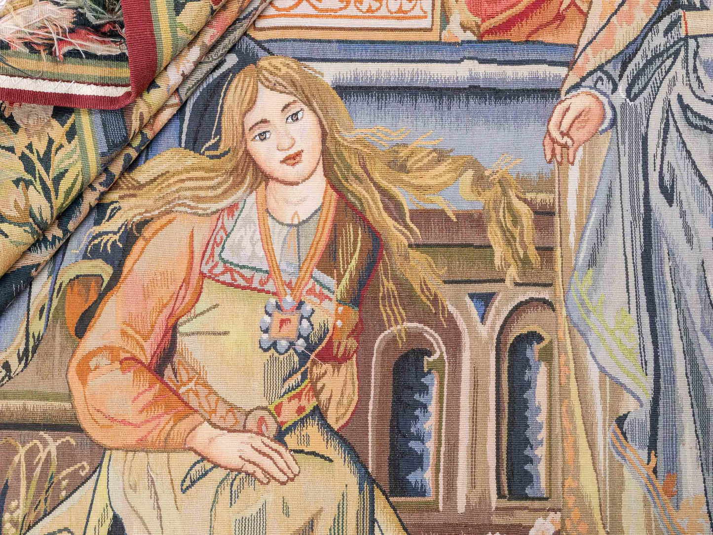 Handgefertigter, chinesischer Gobelin Wandteppich von Khademi aus Wolle, multicolor. 188x153 cm. Verkauf durch Jupiter Intl.