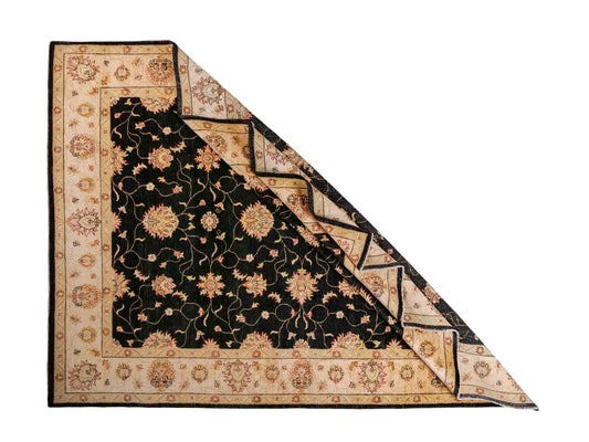 Handgeknüpfter Ziegler Farahan Orientteppich von Khademi aus Wolle, schwarz, gold, beige. Klassisches Allover-Design. Traditionell von Hand geknüpft in Afghanistan. Größe: 284 cm x 219 cm. Teppichnummer: RB3-1055. Verkauf durch Jupiter Intl.